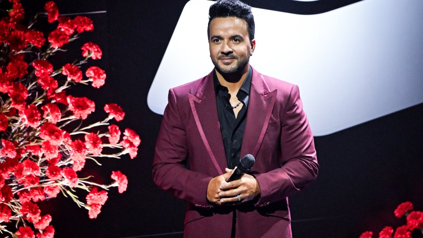 SEVILLE, SPAIN – SEPTEMBER 10: Luis Fonsi speaks on stage during the Latin GRAMMY® Celebrates: The Music of Andalusia, A Tribute to the Region’s Musical Legacy on September 10, 2025 in Seville, Spain. (Photo by Carlos Alvarez/Getty Images for The Latin Recording Academy)