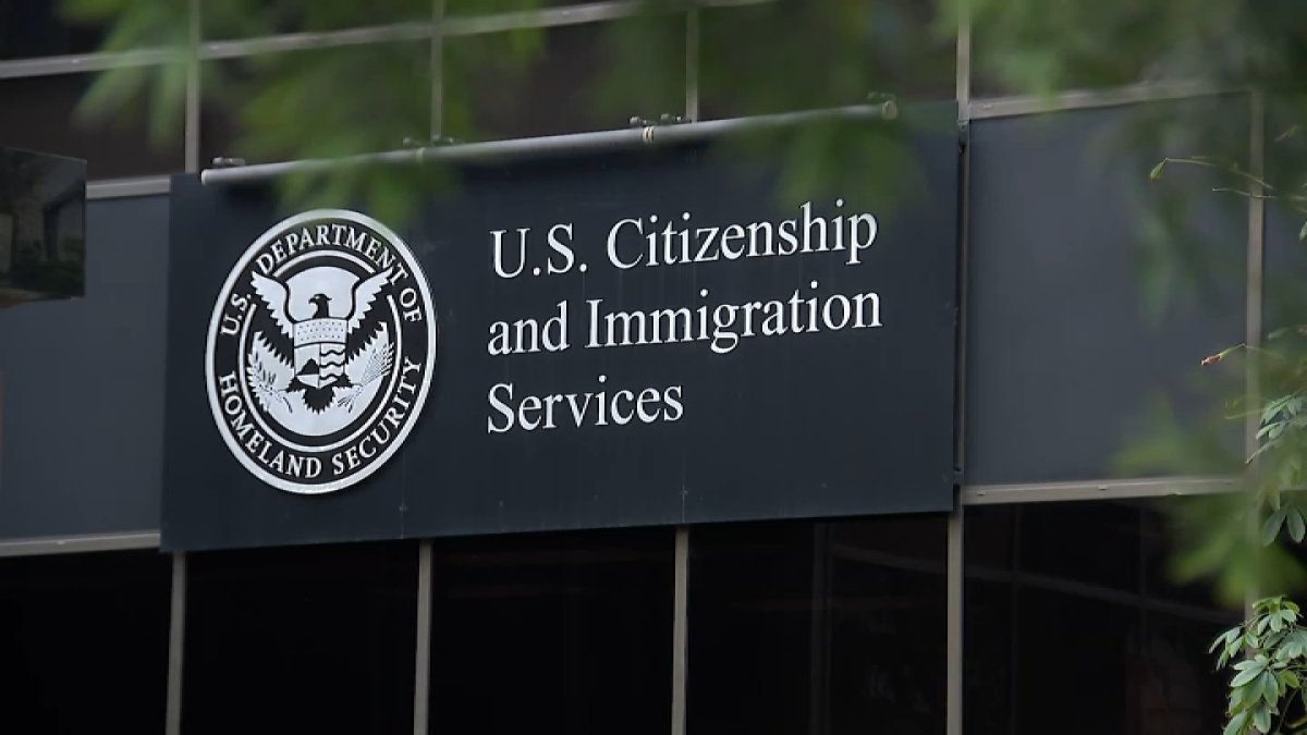 USCIS anuncia aumentos de más del 100% en tarifas de visas para inversionistas EB-5