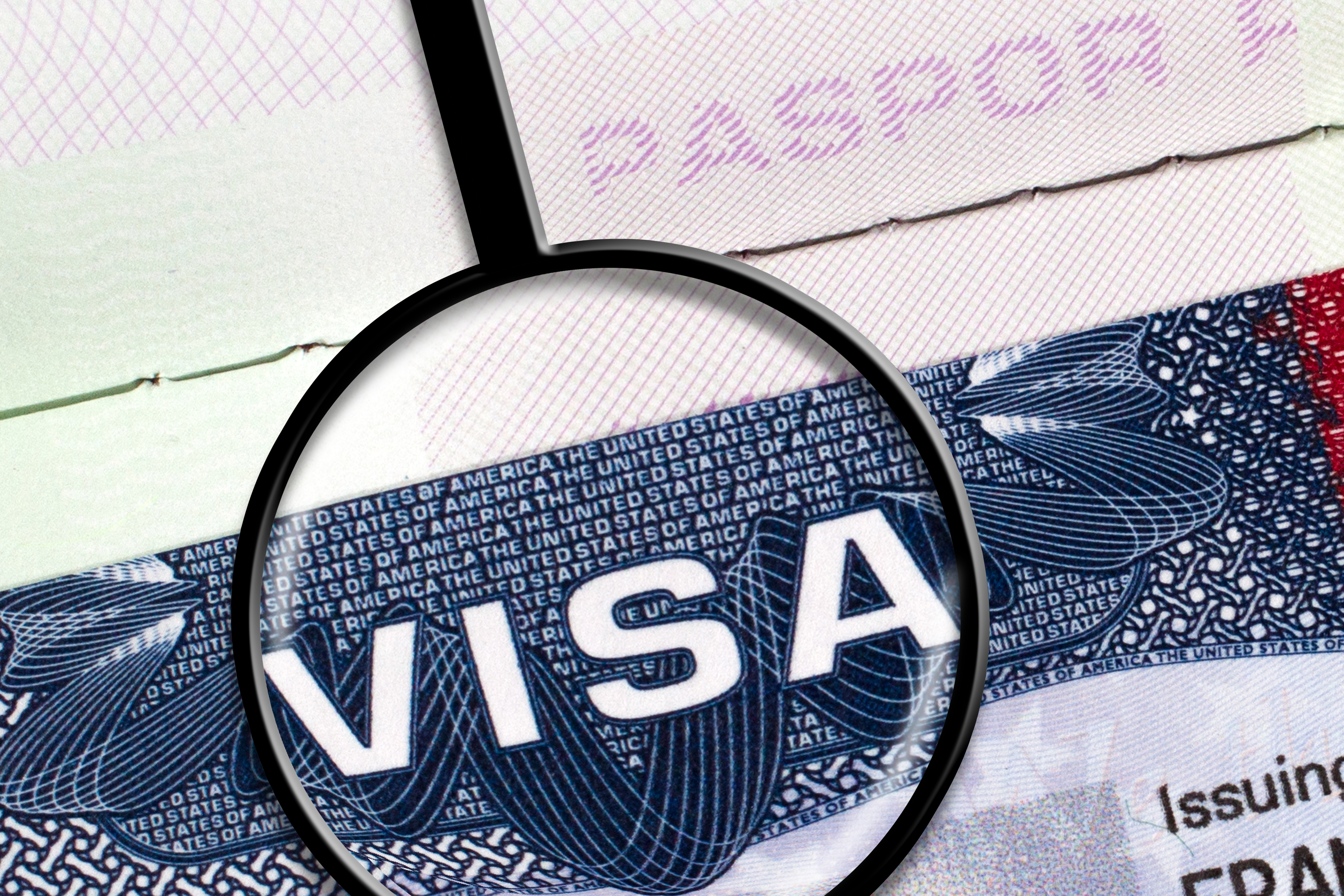 Empiezan a revocar visas a turistas que han venido a tener hijos a EEUU