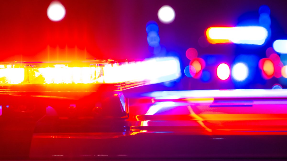 Hallan cuerpo baleado de hombre en Guaynabo