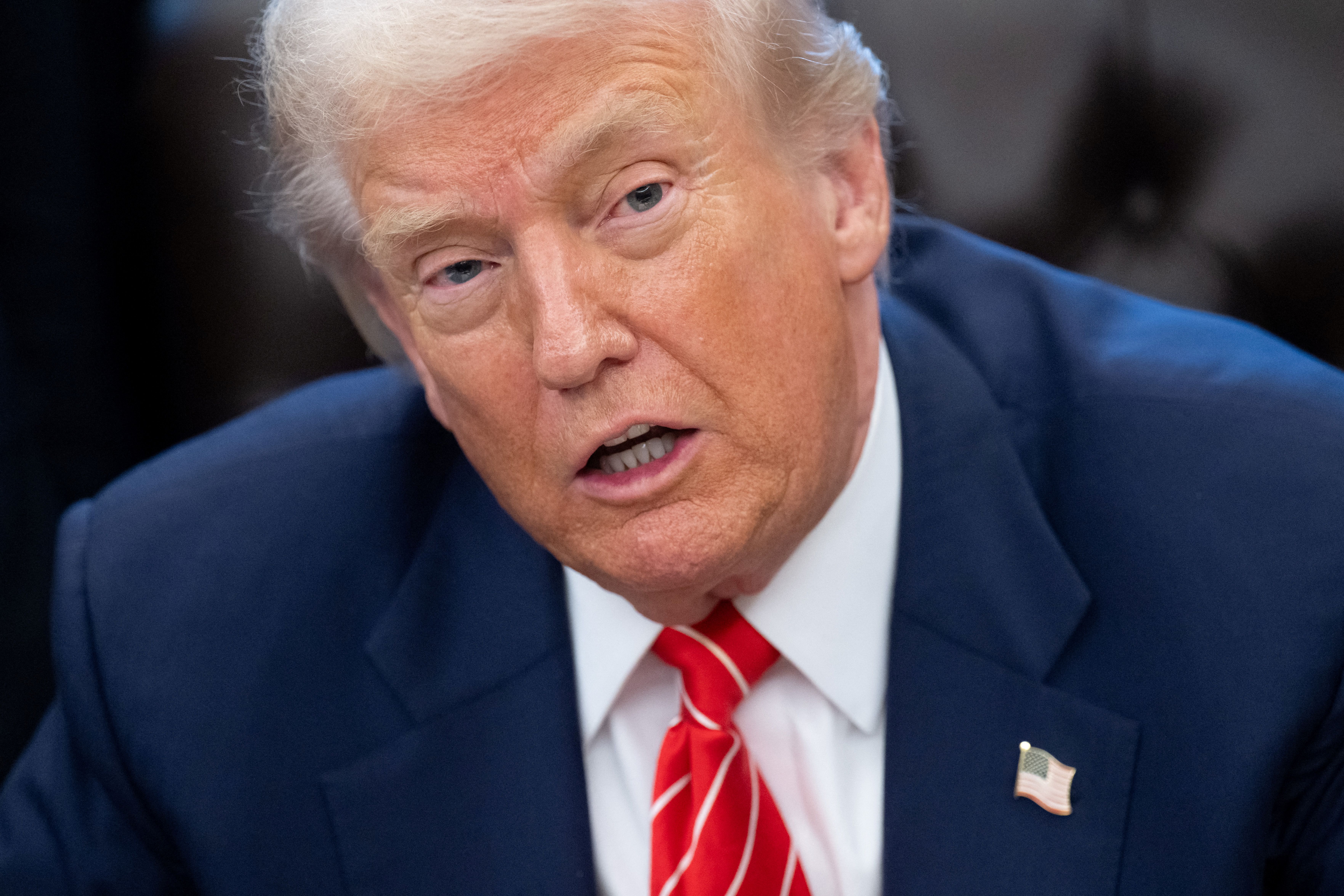 Trump nomina al exmarine Lance Schroyer para dirigir el ICE