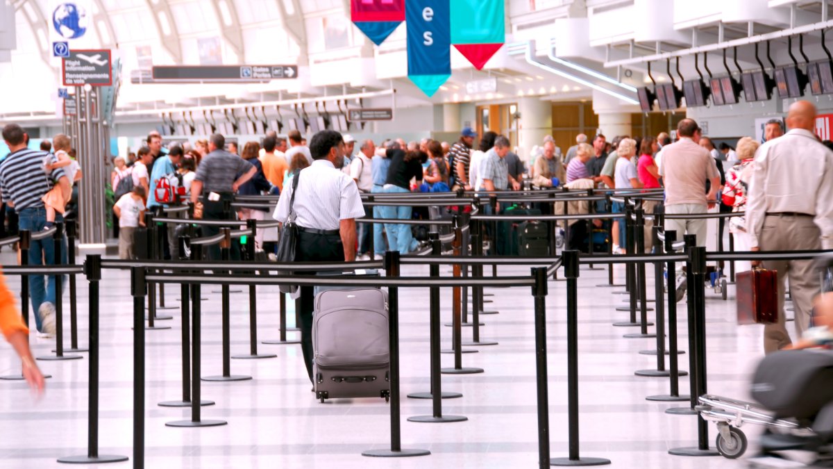 Puerto Rico Filas Alternativas ante largas filas en los aeropuertos – Telemundo Puerto Rico
