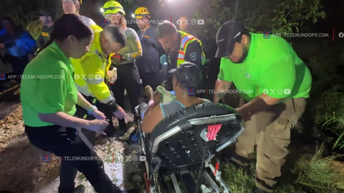 Rescatan a hombre de 70 años que desapareció en playa de Guánica