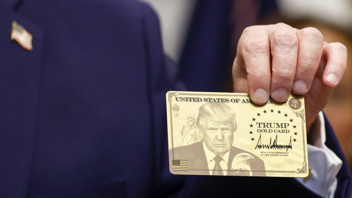 La visa “tarjeta dorada” de Trump solo se ha otorgado a una persona, dice el secretario de Comercio