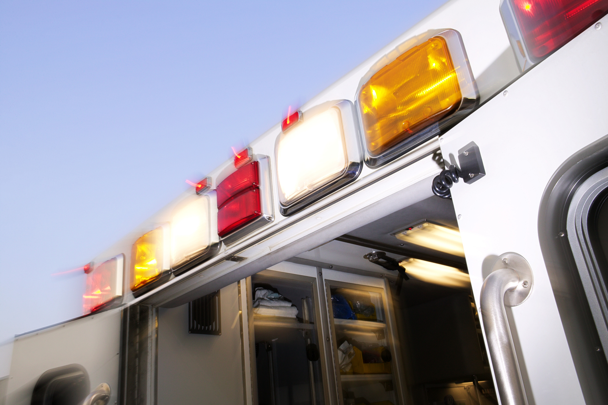 Hombre de 93 años muere tras quedar pillado en un elevador en Añasco
