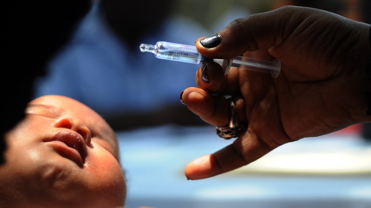 Alertan de aumento de virus potencialmente mortal para niños, que causa vómito y diarrea