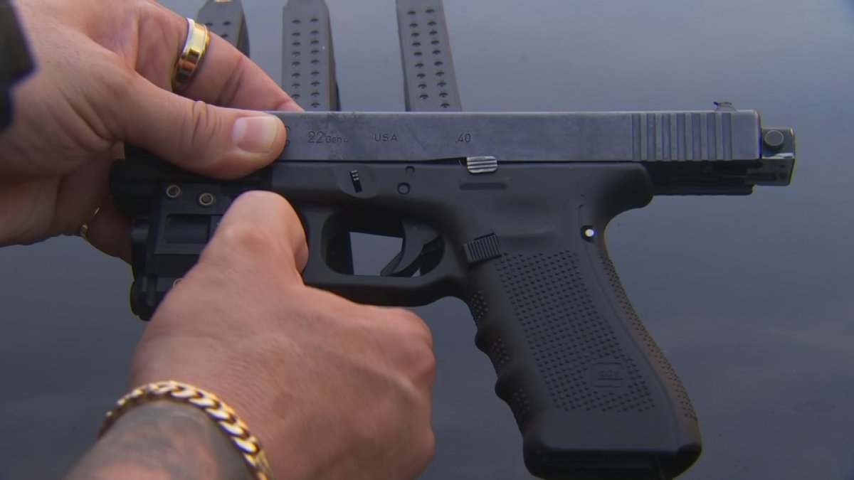 Allanamiento en Cayey: arrestan a sujeto y le ocupan pistola alterada
