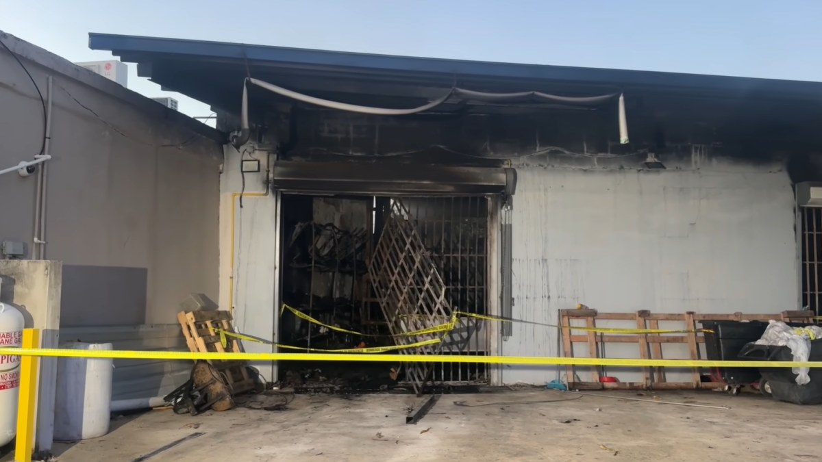 Bomberos controlan fuego en lavandería en Levittown