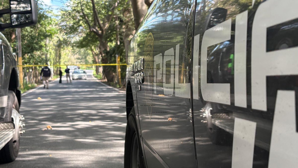 Hallan hombre muerto en el interior de un carro en Juana Díaz