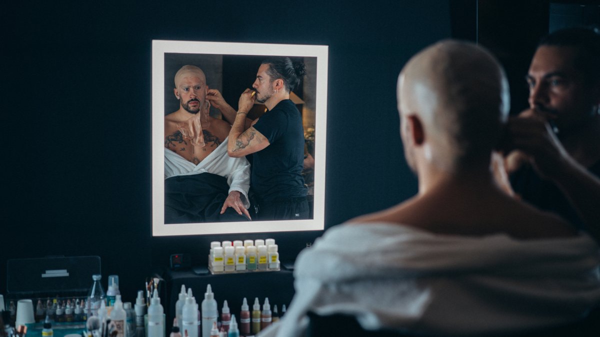 En imágenes: así fue la preparación de Bad Bunny para la Met Gala 2026