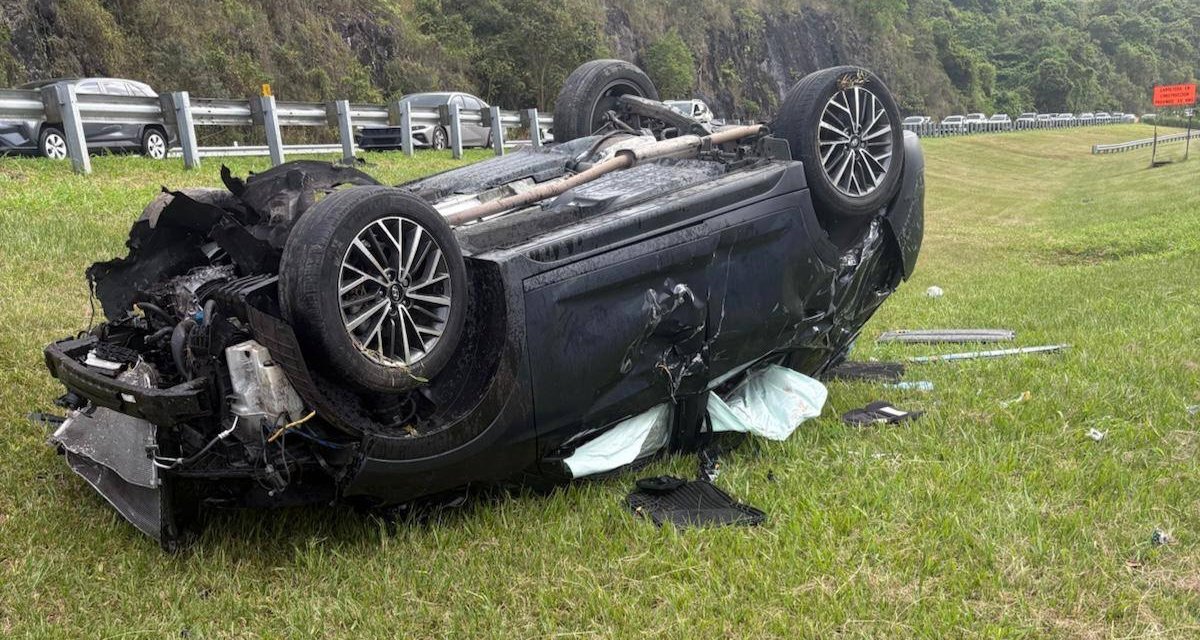 Conductora con tres menores se accidenta en el Expreso 52