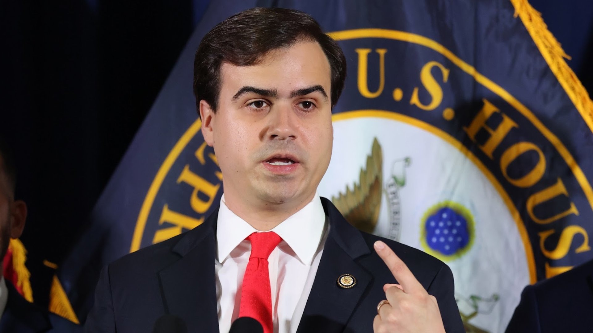 Pablo José: Escándalos del gobierno debilitan a Puerto Rico en Washington