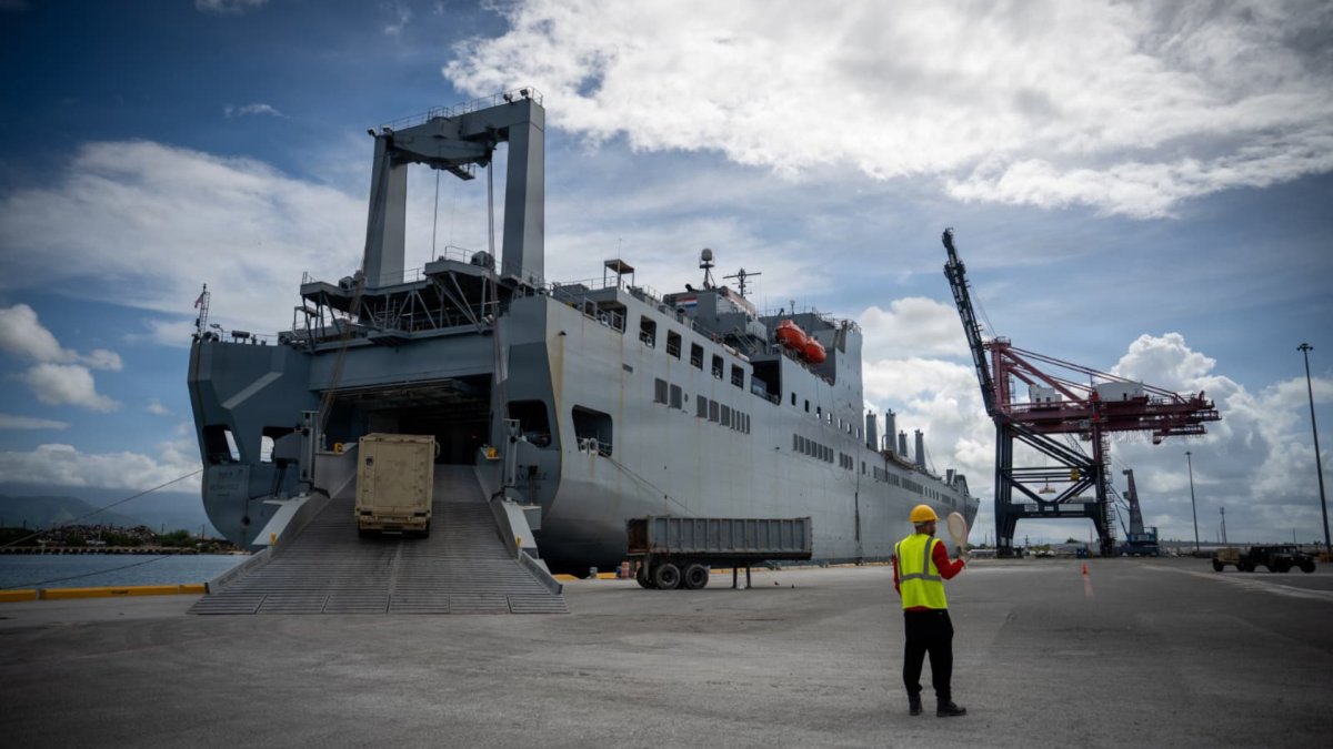 Ejército de EEUU moviliza tropas y equipo militar en Puerto Rico