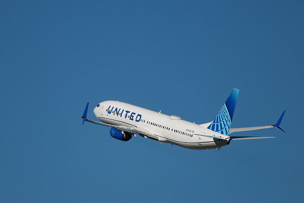 Insólito: pasajero intenta abrir la puerta de un avión a 36,000 pies de altura