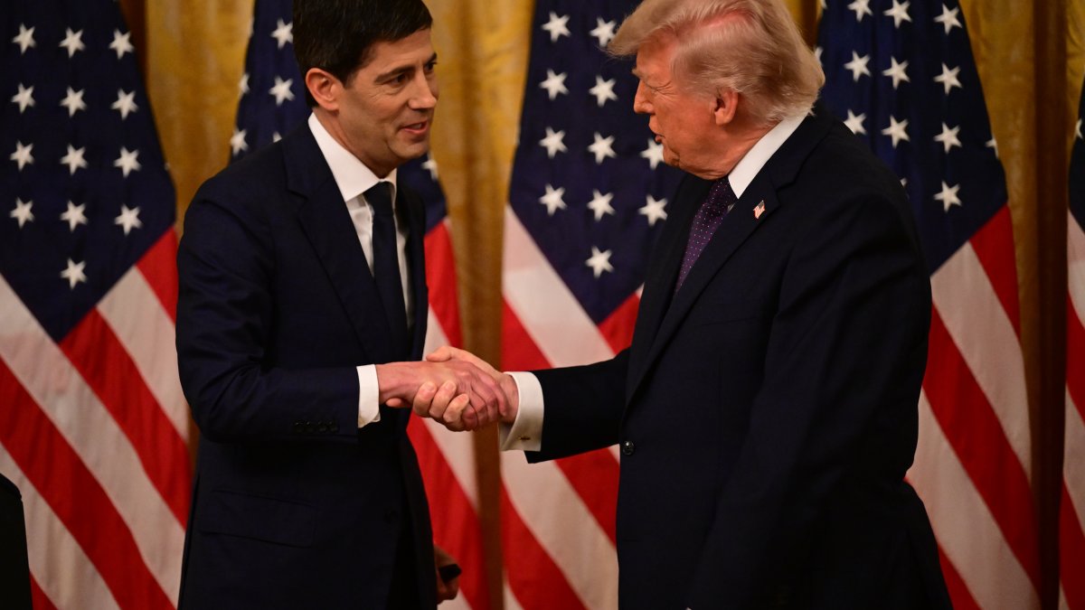 Kevin Warsh asume como nuevo presidente de la Reserva Federal