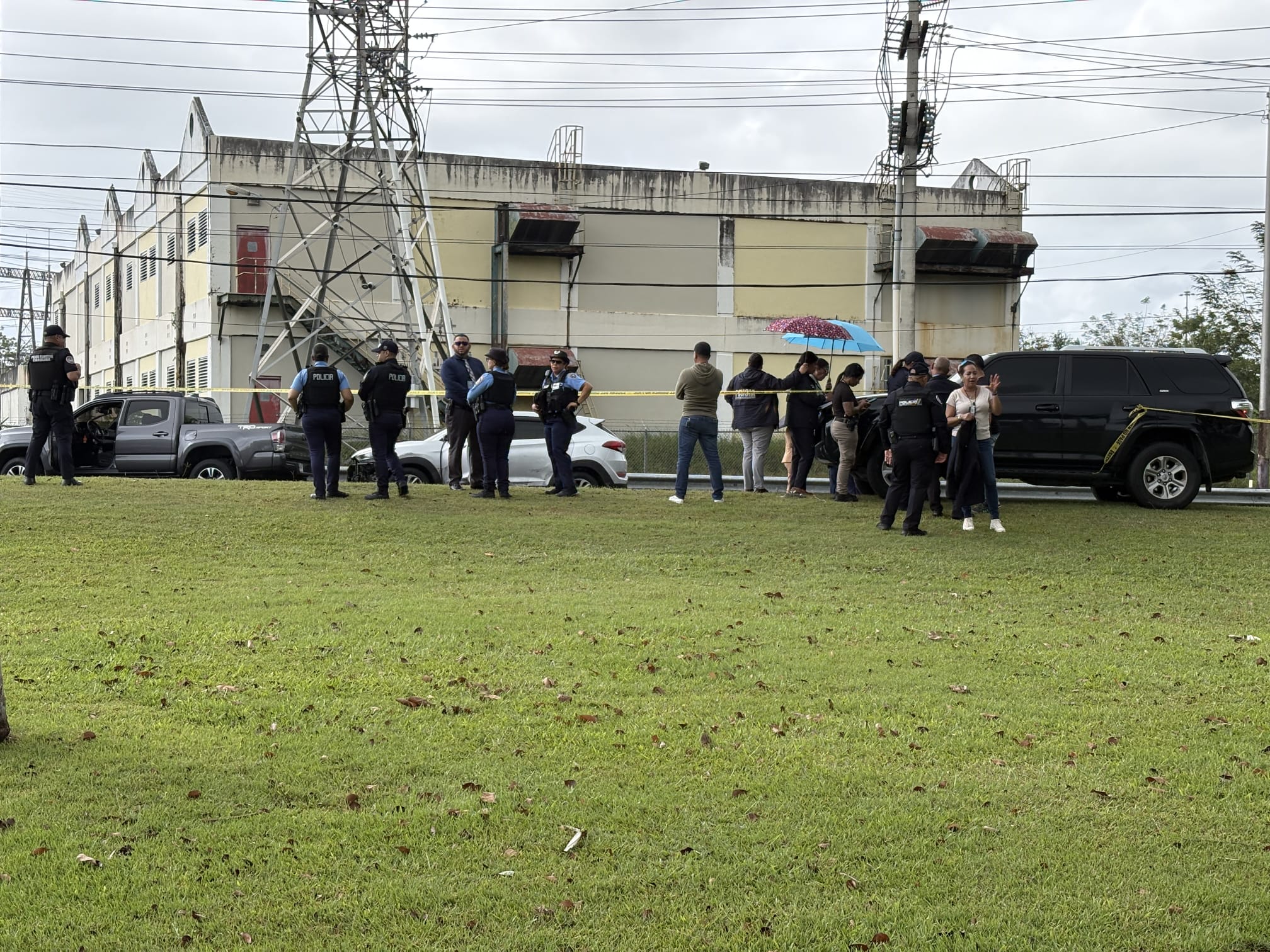Investigan como asesinato-suicidio hallazgo de cuerpos de hombre y mujer