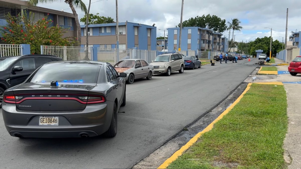 Fallece motorista que se estrelló en entrada de residencial en Barrio Obrero