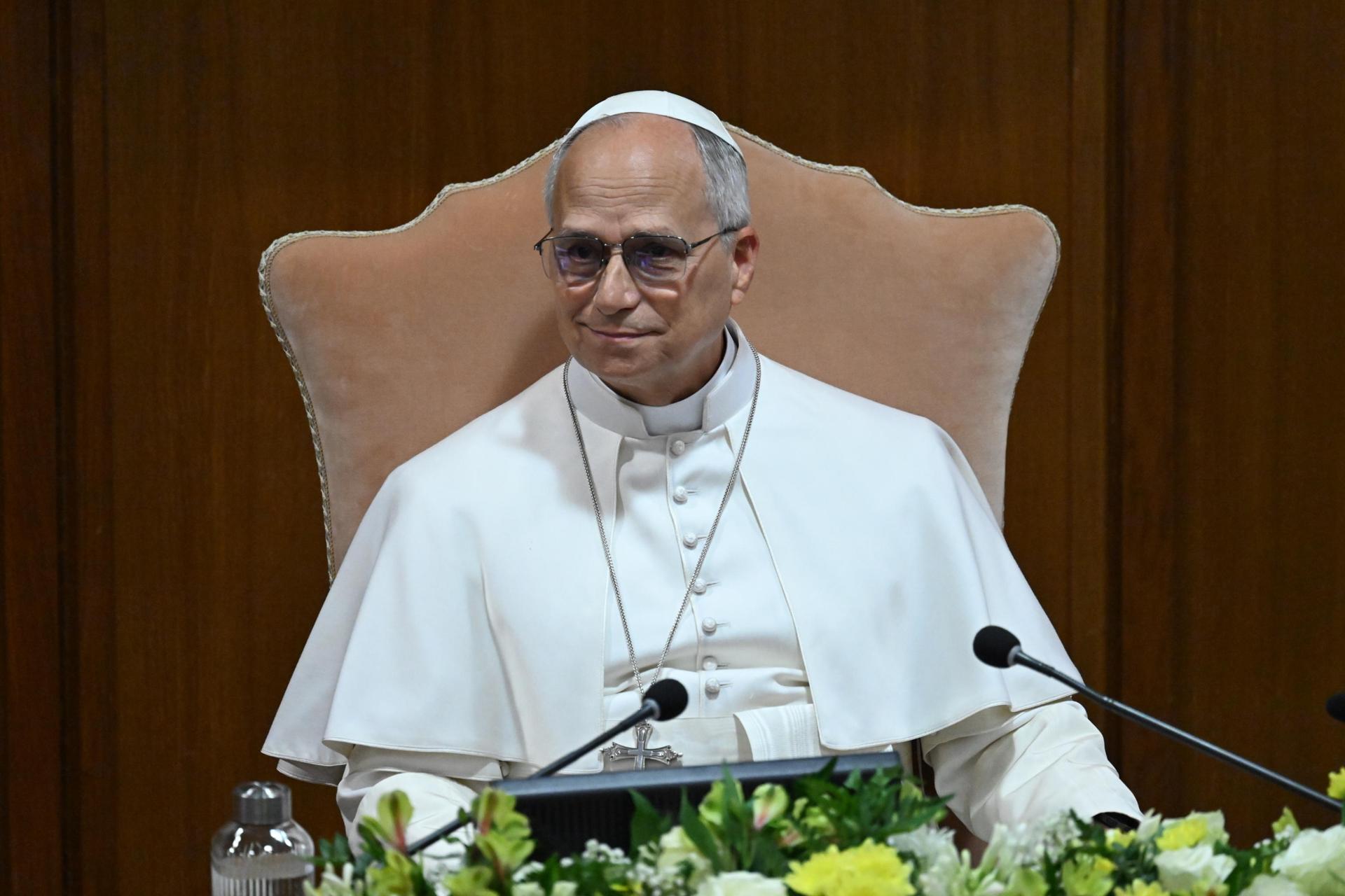 En su primera encíclica, el Papa llama a desarmar la IA con una regulación firme