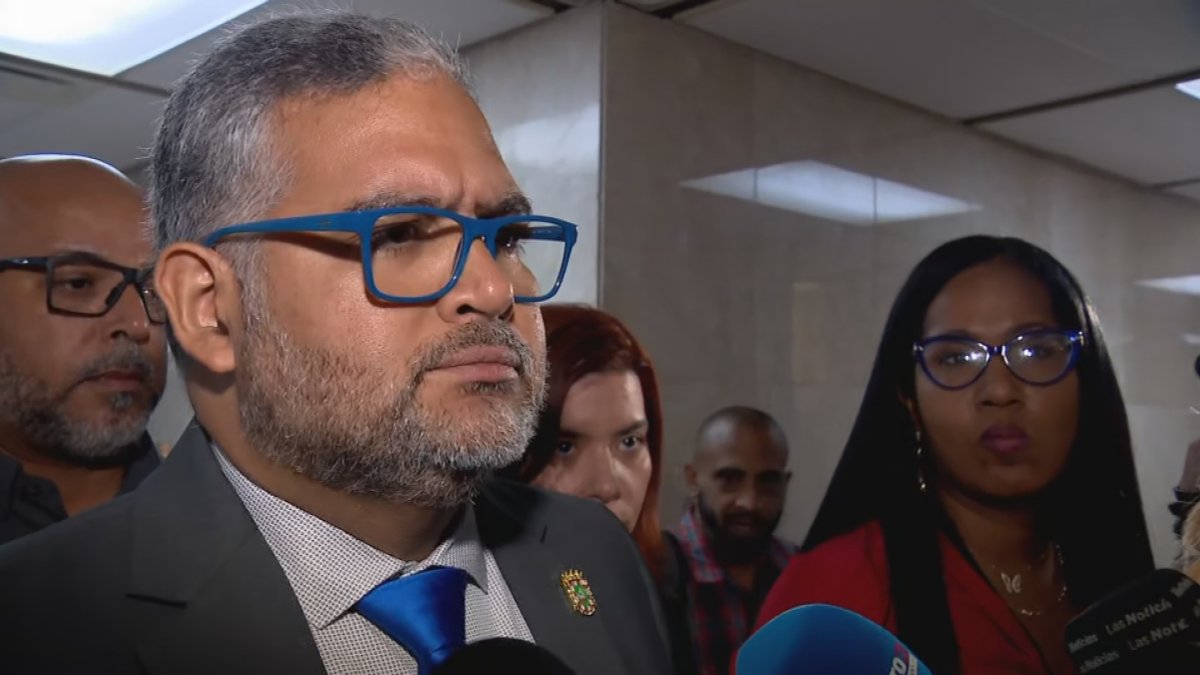 Residentes de San Juan le piden renuncia al director ejecutivo de la AAA