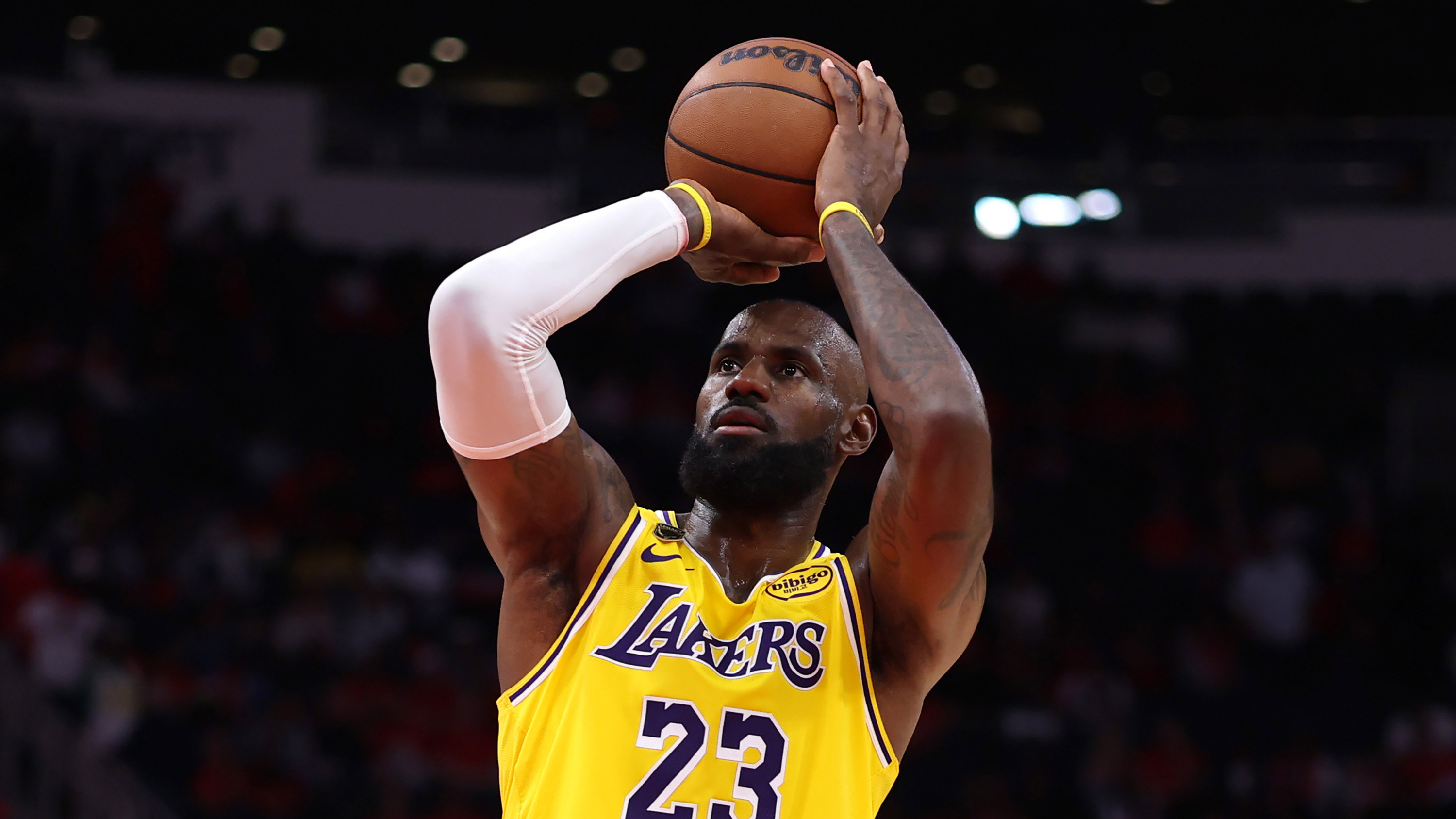 LeBron James jugará la próxima temporada, pero no con los Lakers, según informes