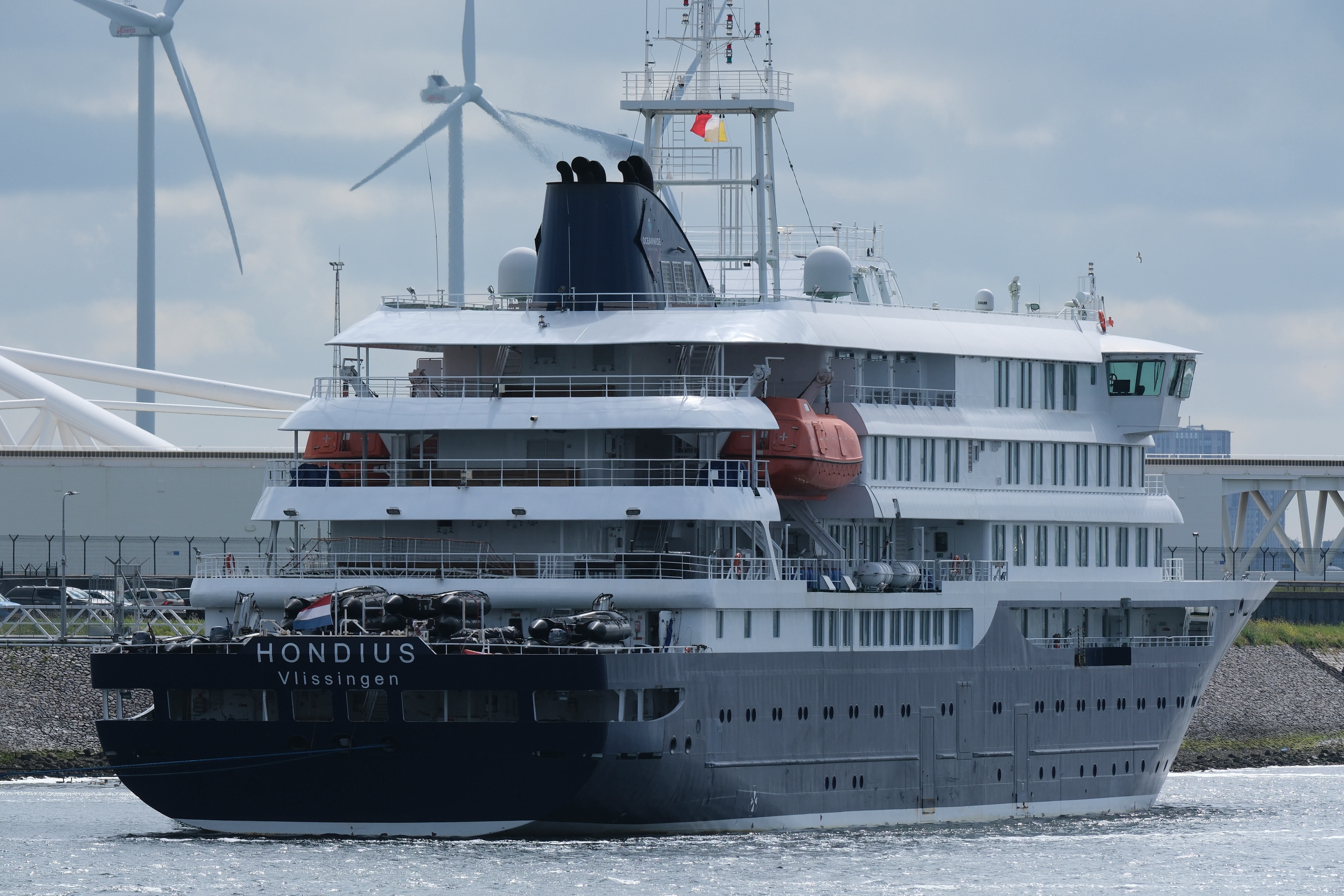 “Por fin vuelvo a casa”, termina la cuarentena en EEUU para pasajeros del barco con hantavirus