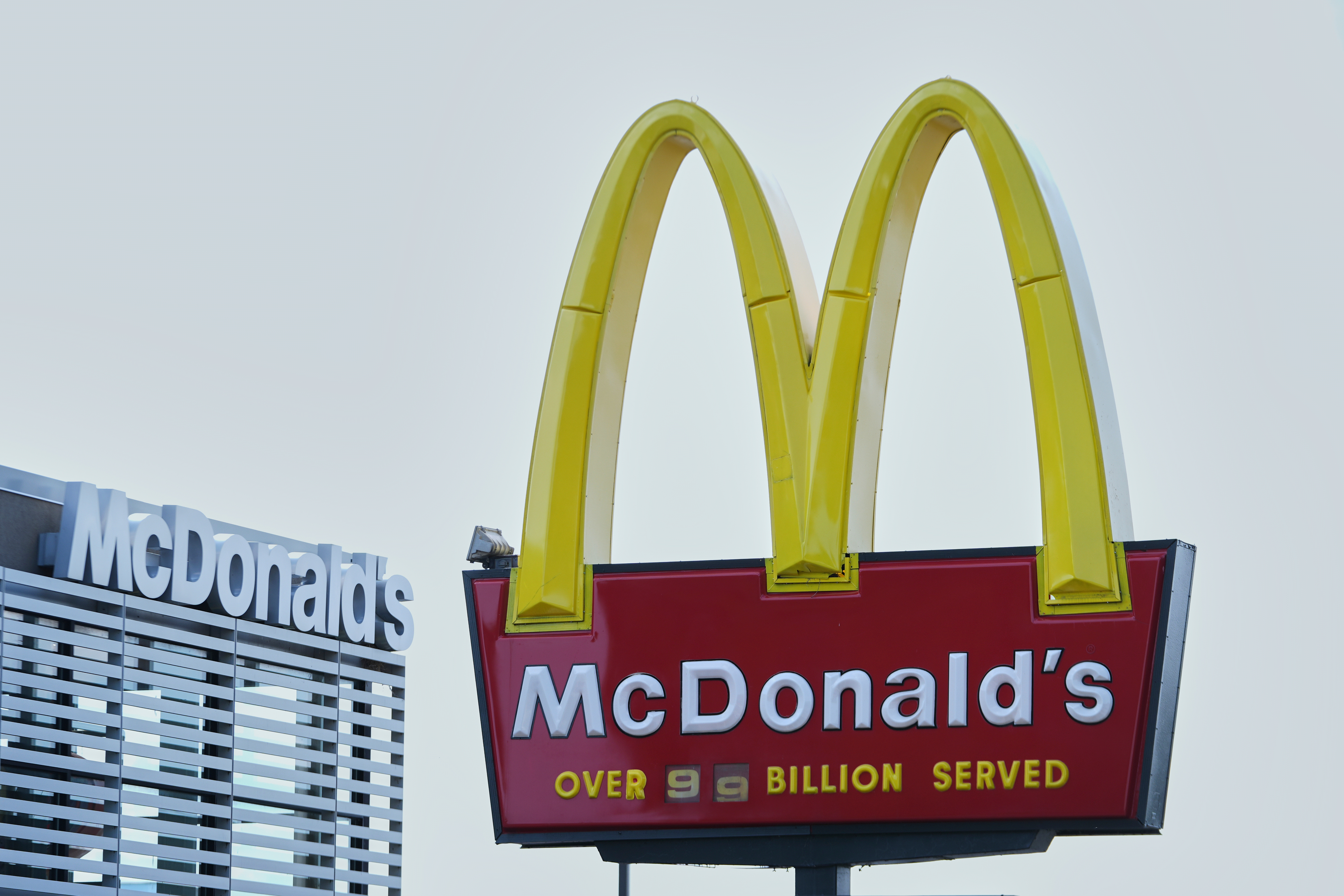 Regresa el pie de manzana frito de McDonald’s por los 250 años de EEUU