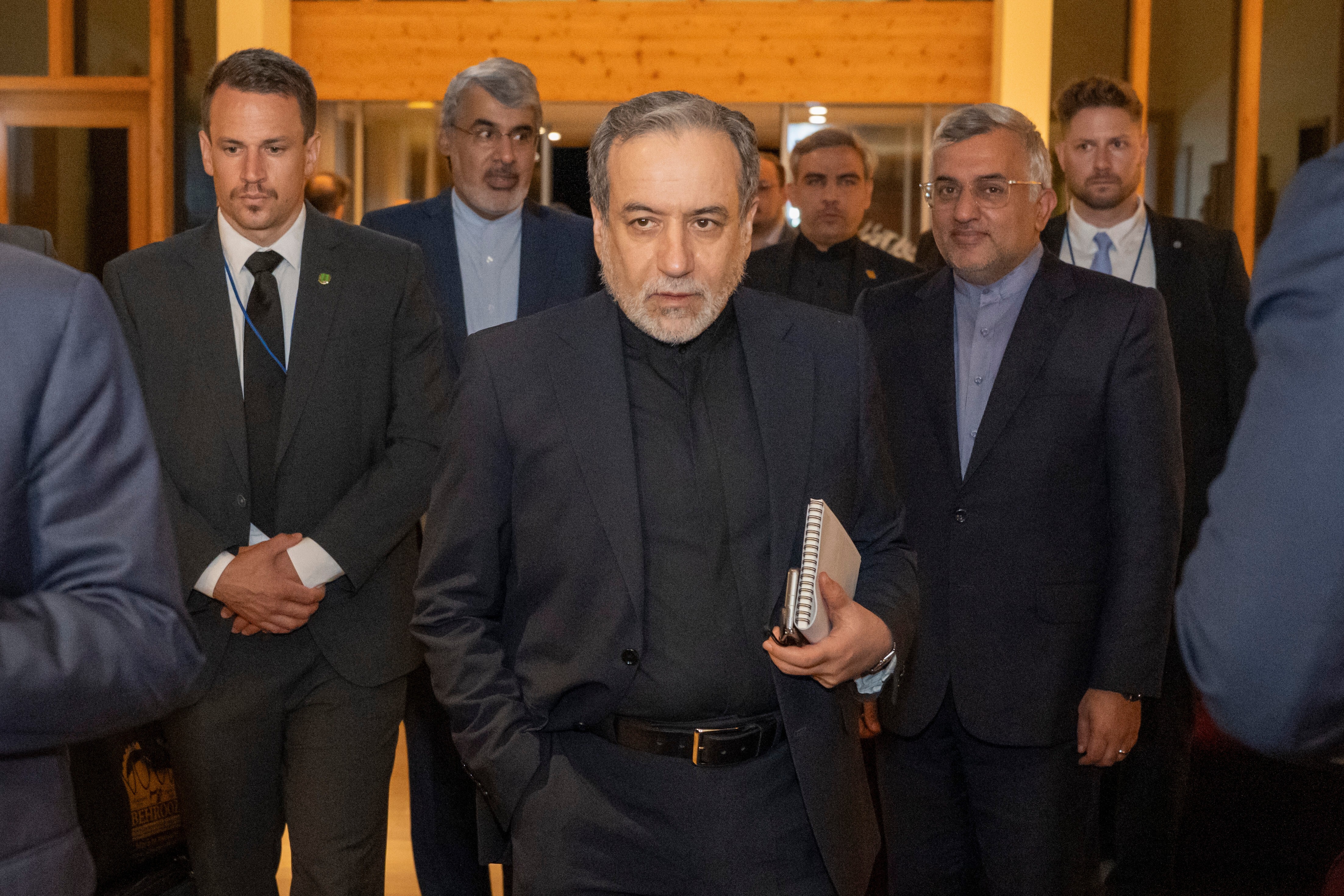 Terminan negociaciones entre EEUU e Irán en Suiza; siguen las discusiones técnicas