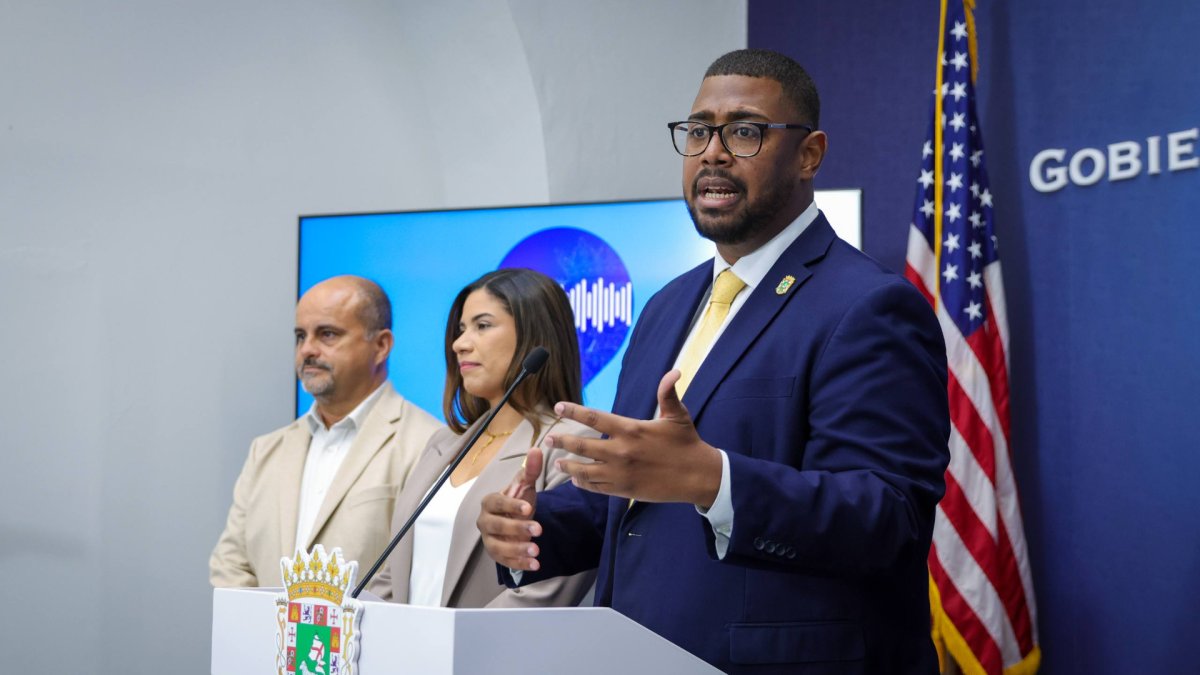 Fortaleza califica de "alegaciones" querella de Negrón Reichard contra Domenech ante OPFEI
