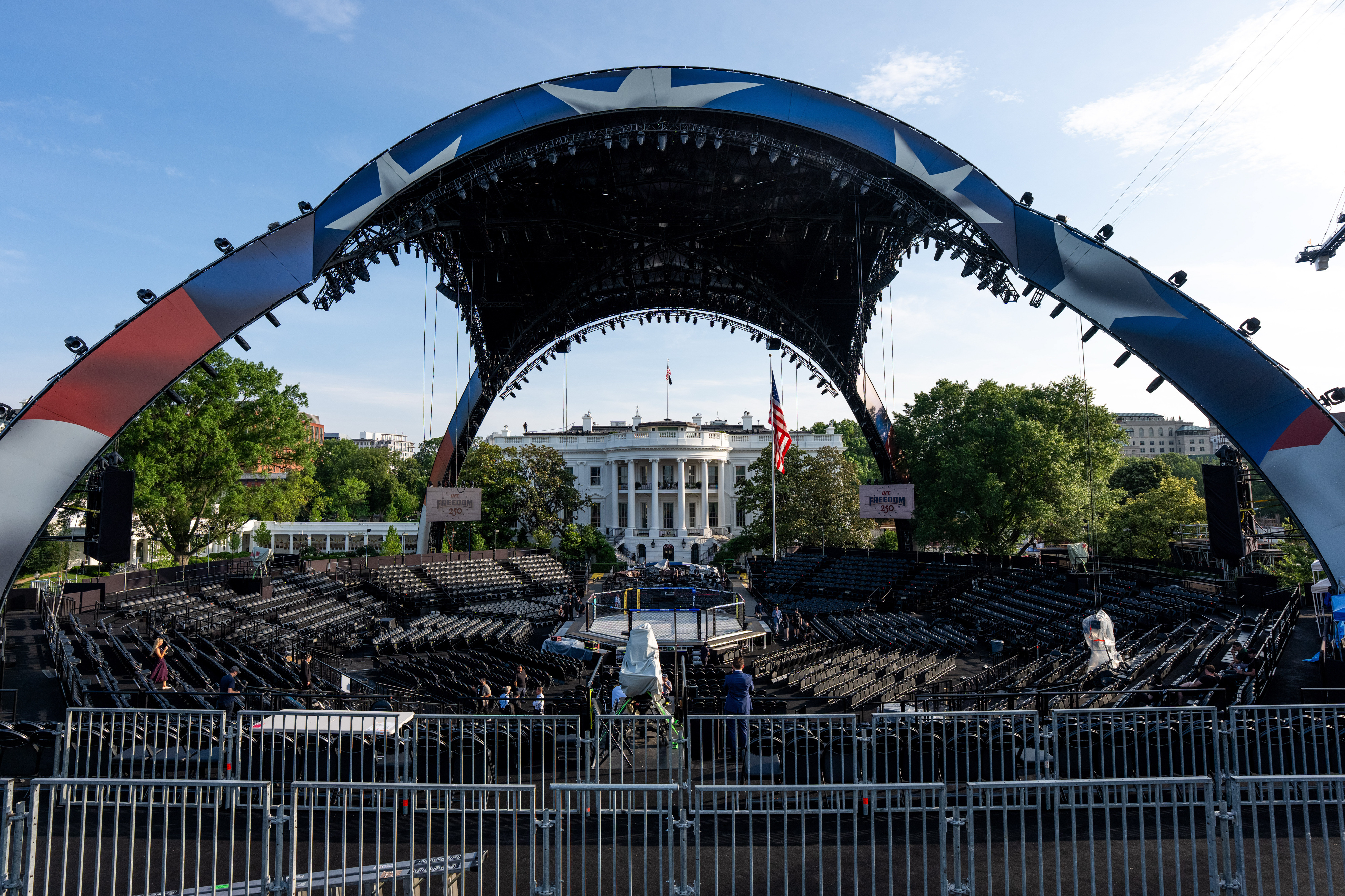La Casa Blanca transforma el Jardín Sur en arena de la UFC p