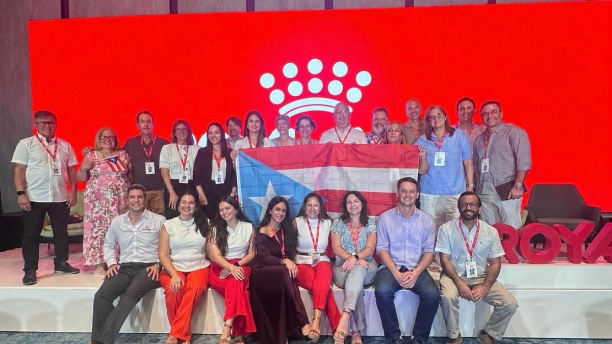 Veterinarios puertorriqueños adquieren nuevas prácticas y tecnologías en evento internacional
