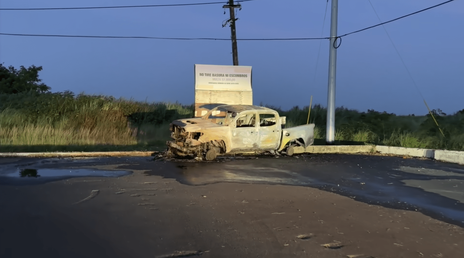 Sujetos armados roban guagua y luego la queman en Toa Baja