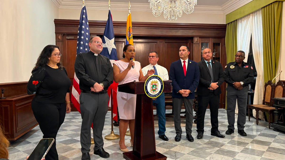 Puerto Rico habilitará cinco centros de acopio y enviará 55 rescatistas a Venezuela
