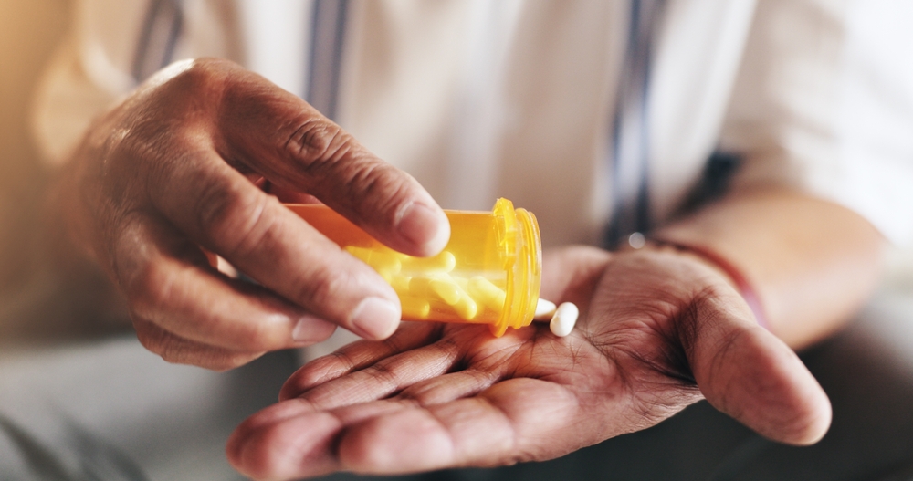 Alerta de la FDA: retiran miles de frascos de un popular medicamento para la presión arterial