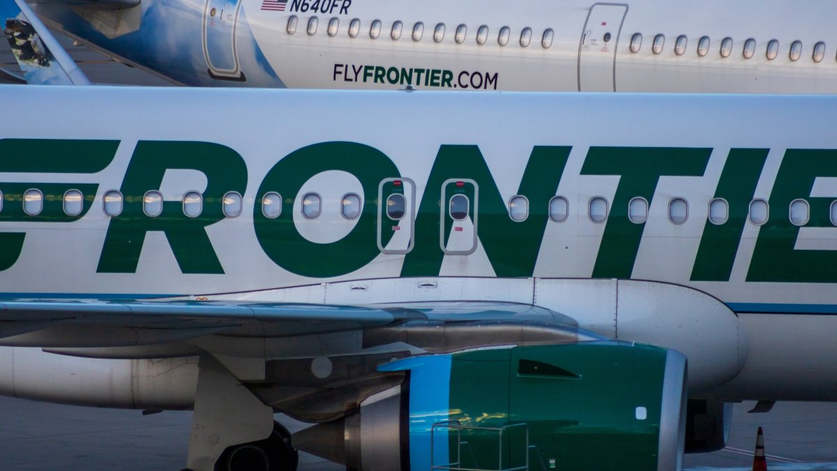 Vuelo de Frontier de San Juan a Chicago desviado a Miami por altercado a bordo