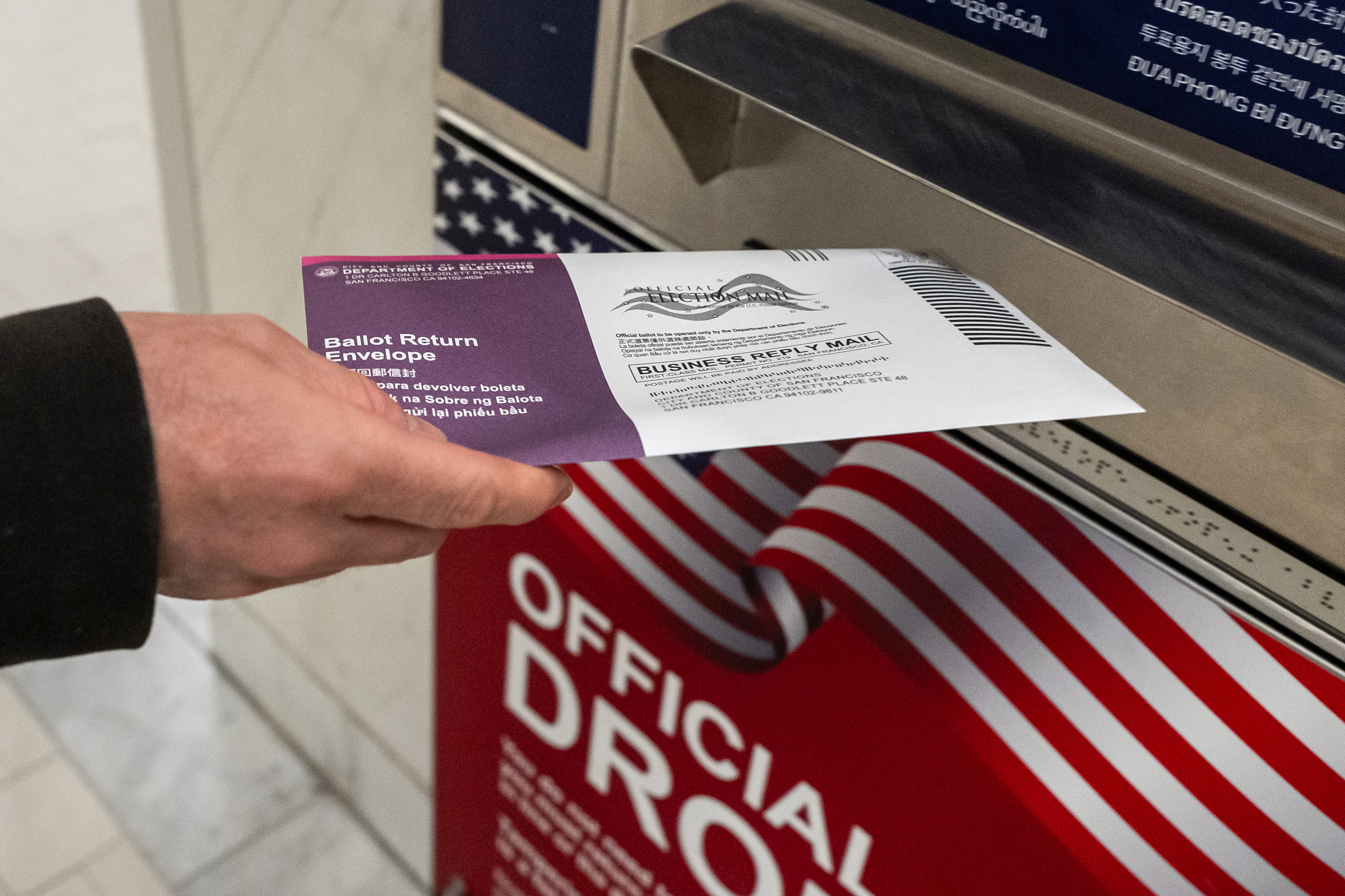 Corte Suprema permite contar votos por correo recibidos después del día de elecciones