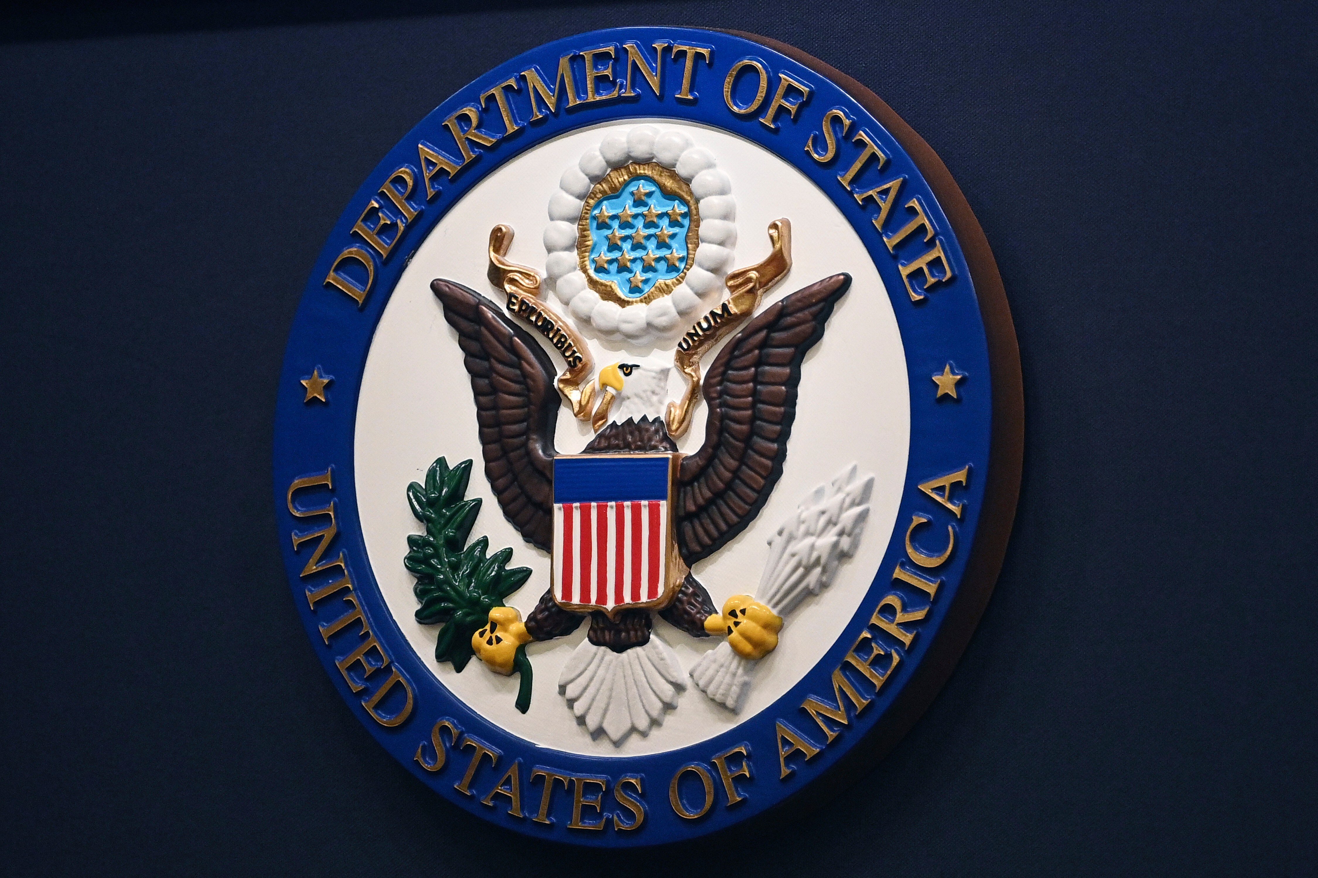 Requisito de fianza para algunas visas de EEUU podría ser permanente