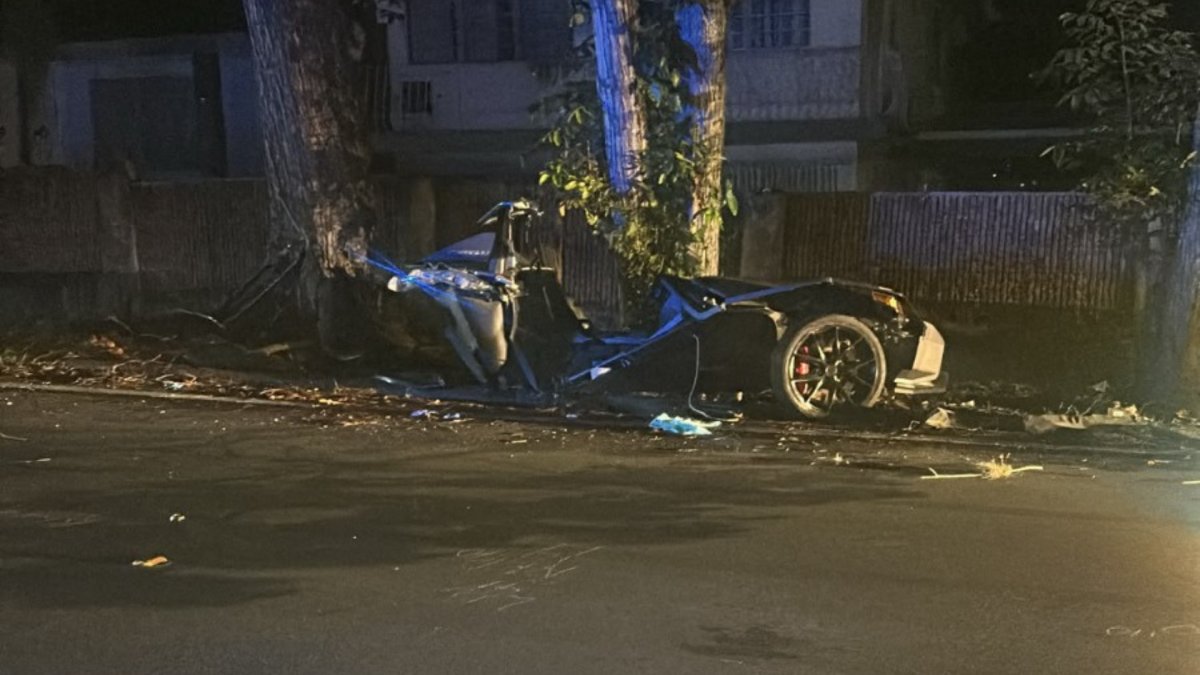 Mujer muere y hombre resulta gravemente herido en aparatoso choque en Cidra