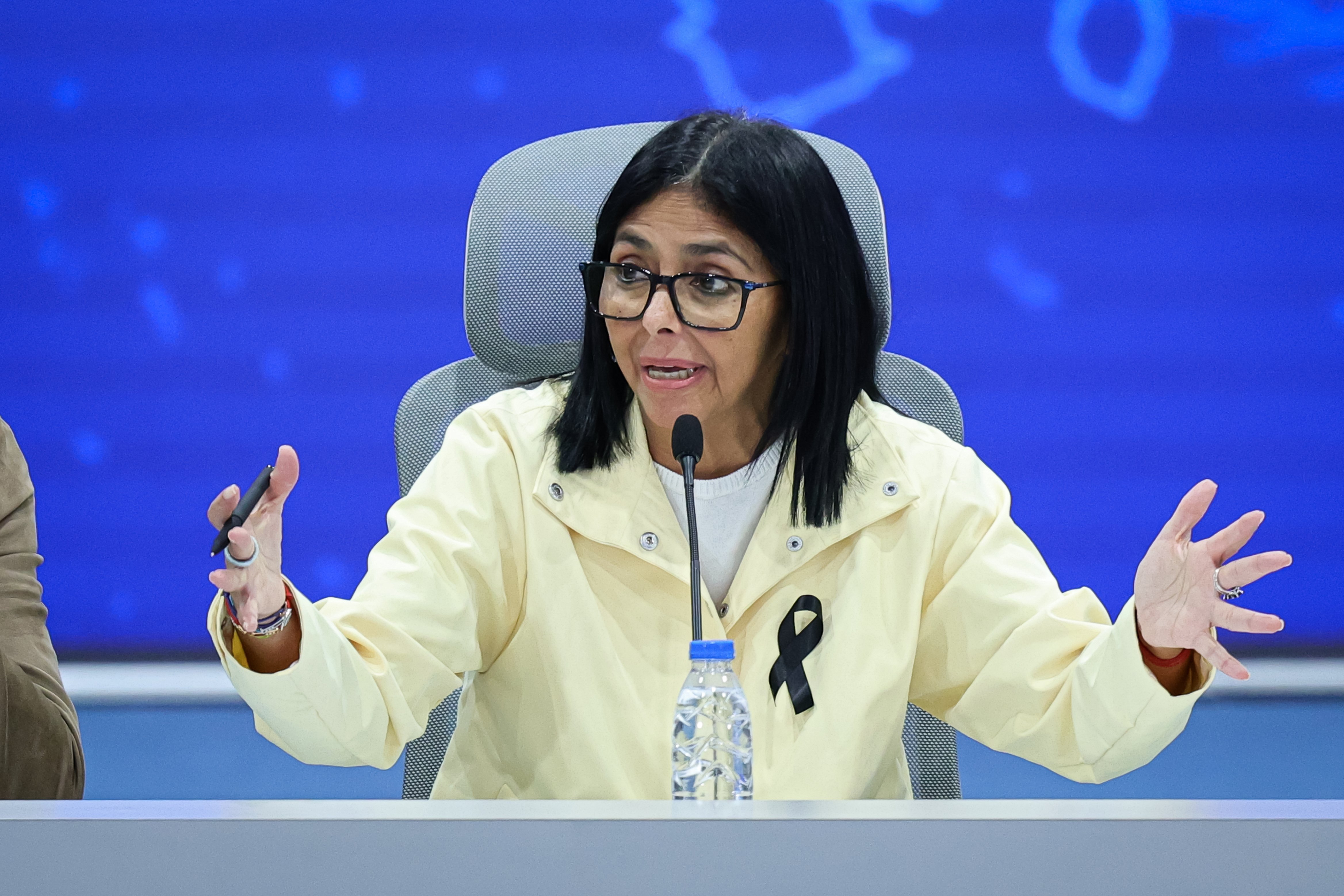 Delcy Rodríguez arremete contra críticas sobre respuesta gubernamental a terremotos en Venezuela