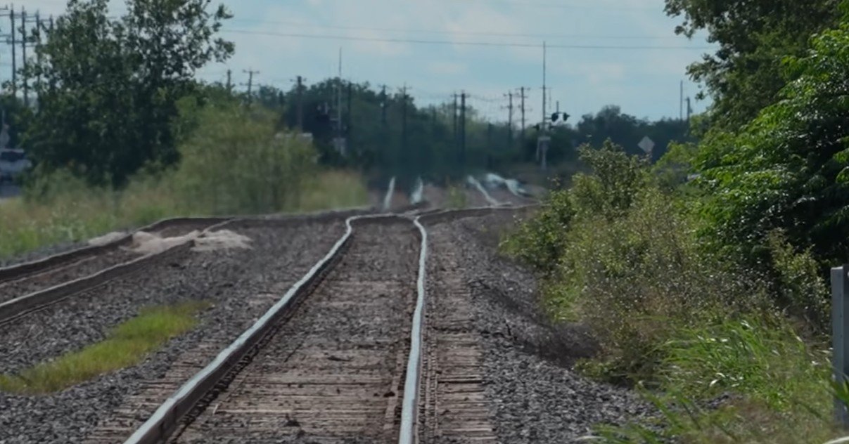 Acusan a 11 personas de contrabando tras hallazgo de migrantes muertos en Texas