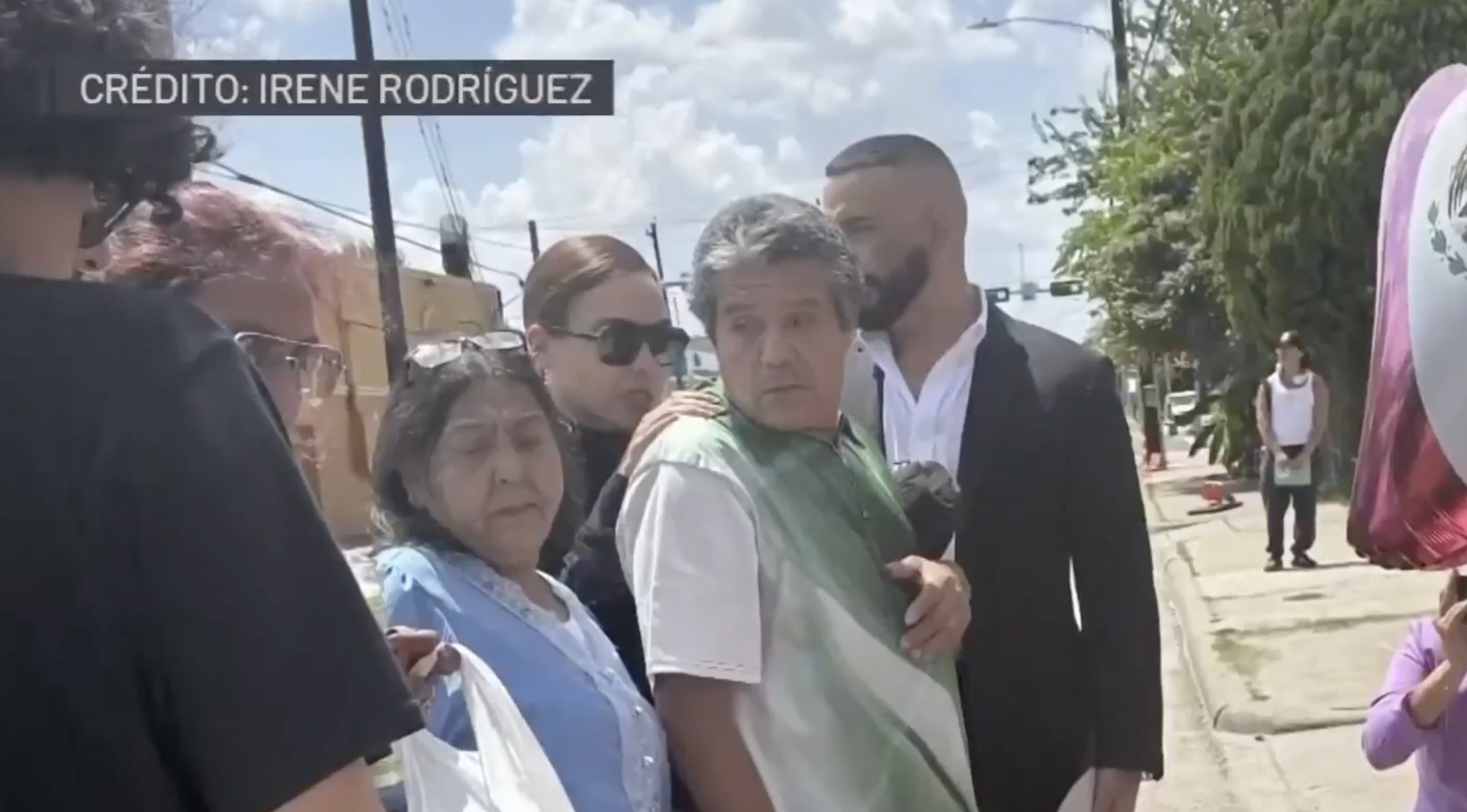 Imagen del artículo de Telemundo PR: Liberan a testigo del operativo de ICE donde murió un mexicano en Texas
