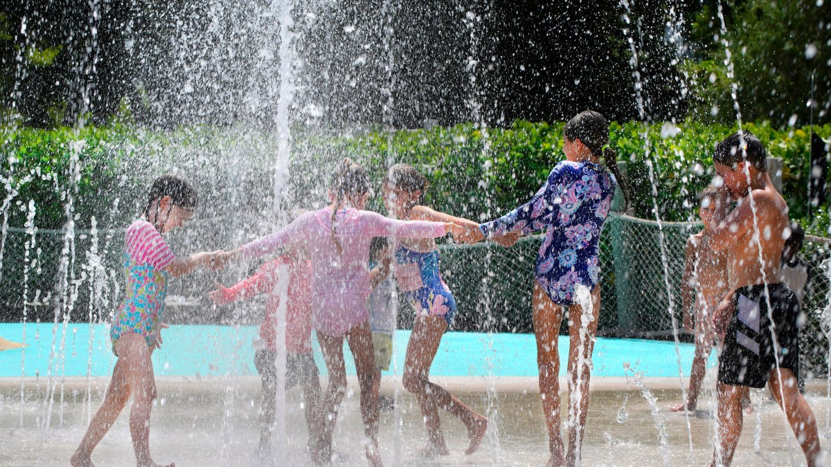 Ola de calor "significativa y peligrosa" azotará a la mayoría de los estados de EEUU por al menos una semana