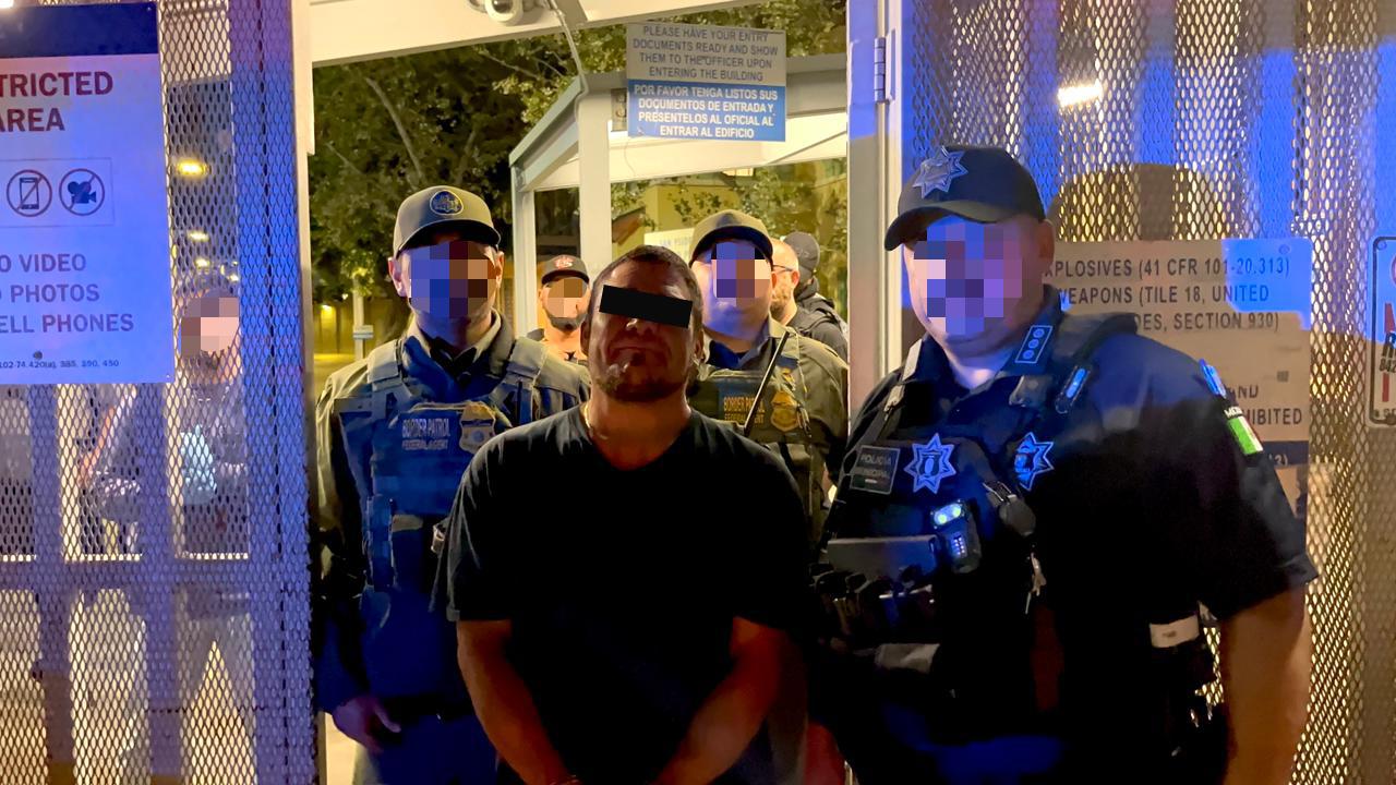 México entrega a EEUU a sospechoso de homicidio en Riverside