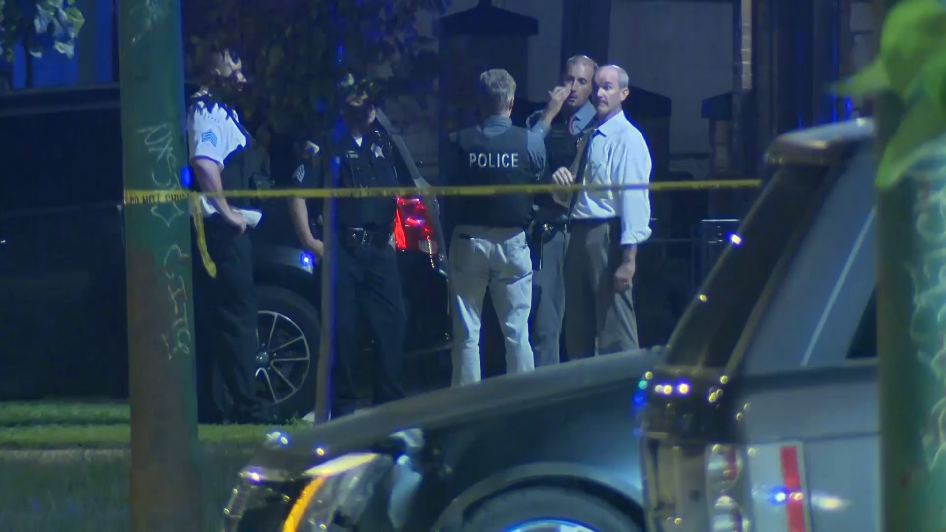 Imagen de la cobertura de: Hallan más de 50 cuerpos en descomposición en una funeraria de Chicago