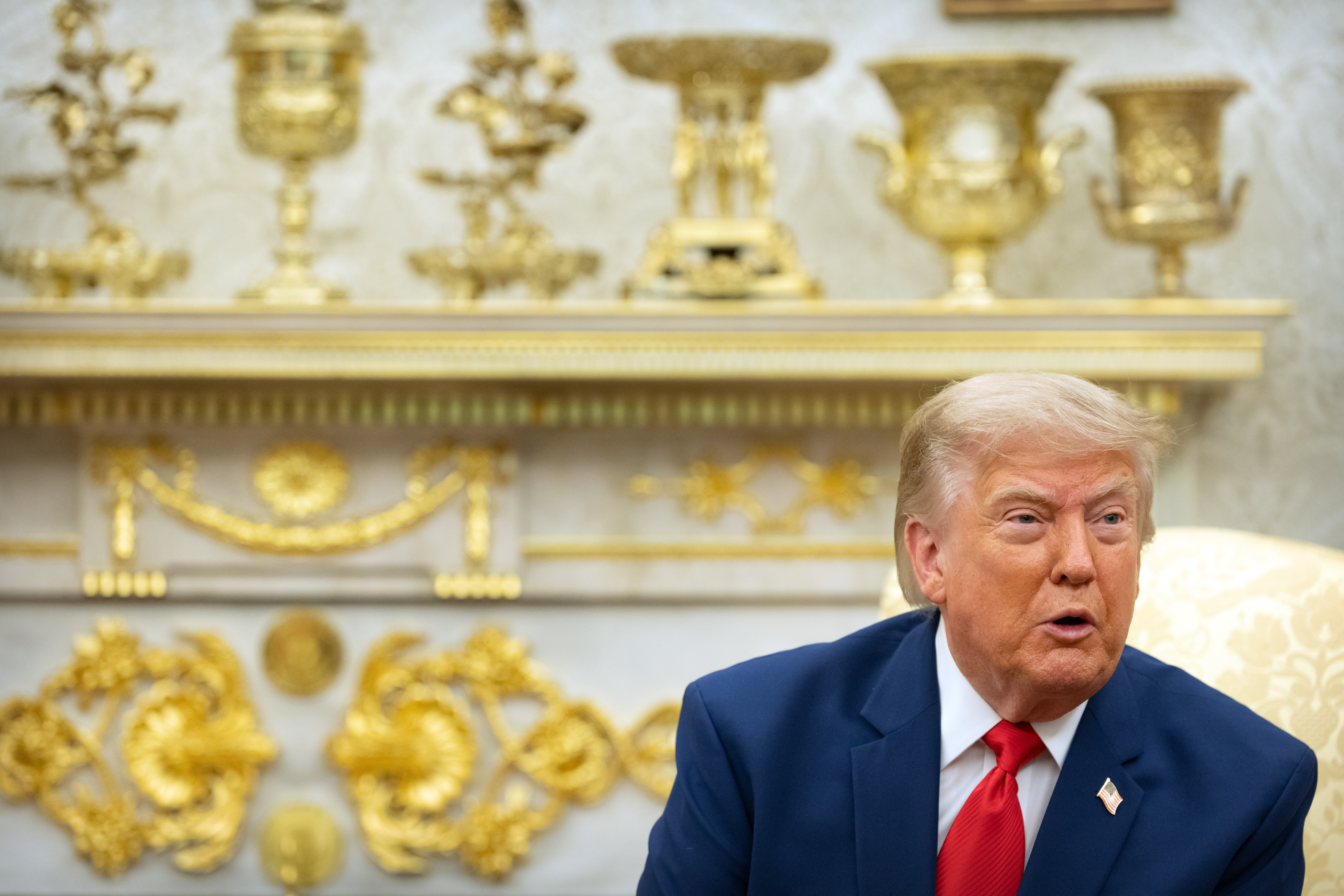 Imagen del artículo de Telemundo PR: “Tienen patrimonios de $100 millones”: informe revela funcionarios ultrarricos de Trump