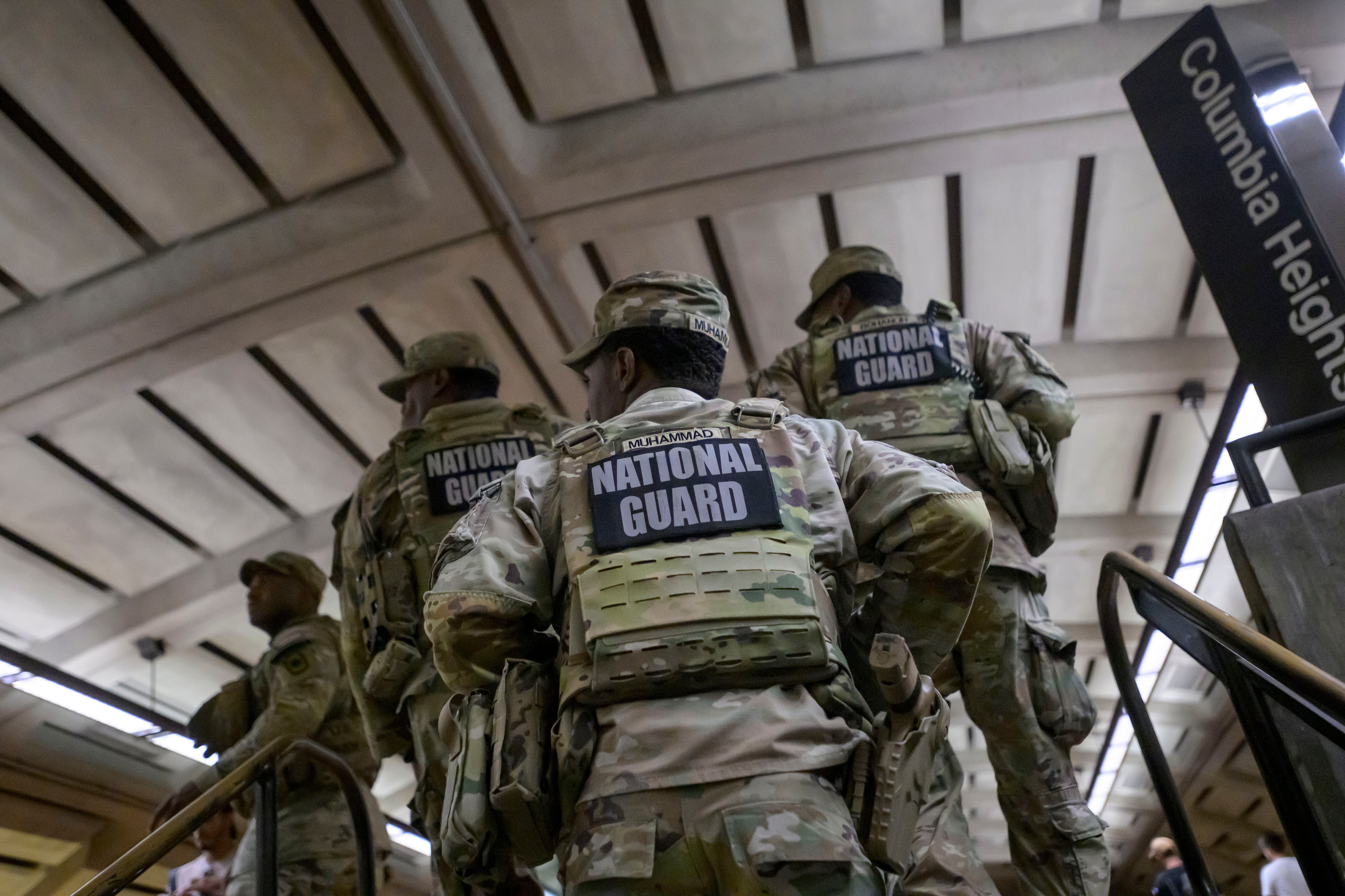Imagen del artículo de Telemundo PR: Trump amenaza ONG que alegó que el despliegue de la Guardia Nacional no redujo delitos