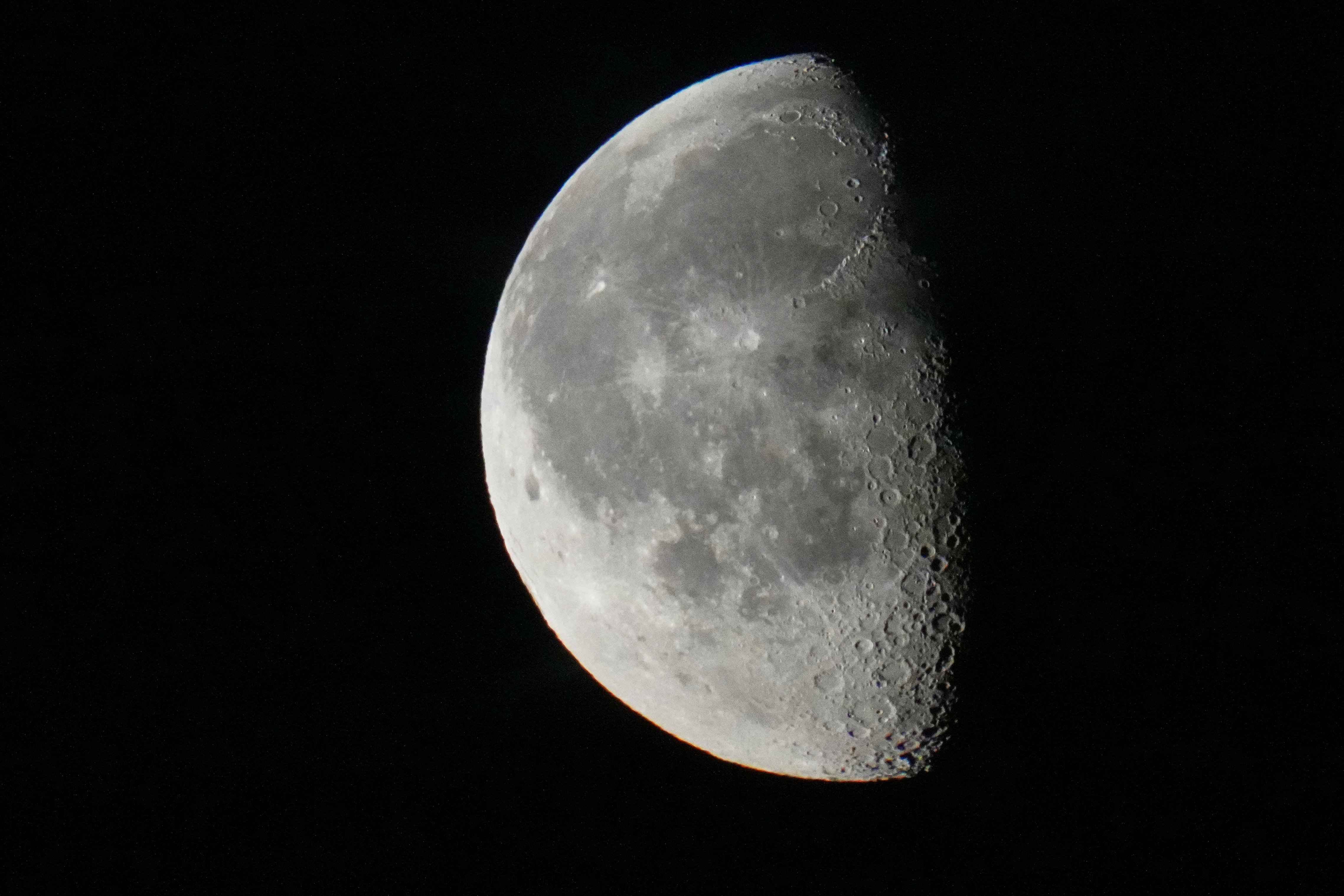 Imagen del artículo de Telemundo PR: Se acerca eclipse lunar casi total, con Estados Unidos en posición ideal