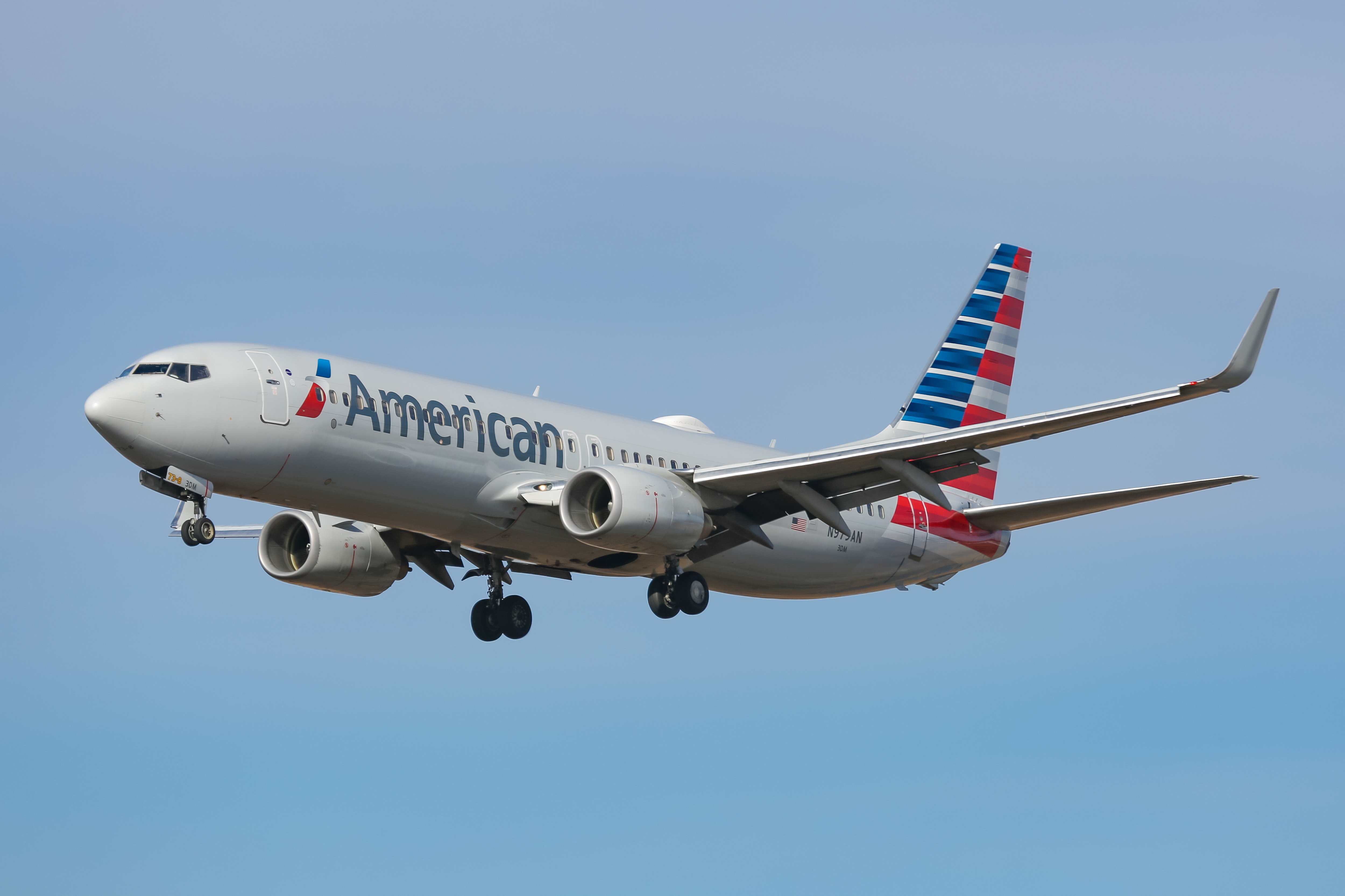 Imagen del artículo de Telemundo PR: "Podría haber sido un desastre", evitan incidente entre dos aviones con mismo número de vuelo