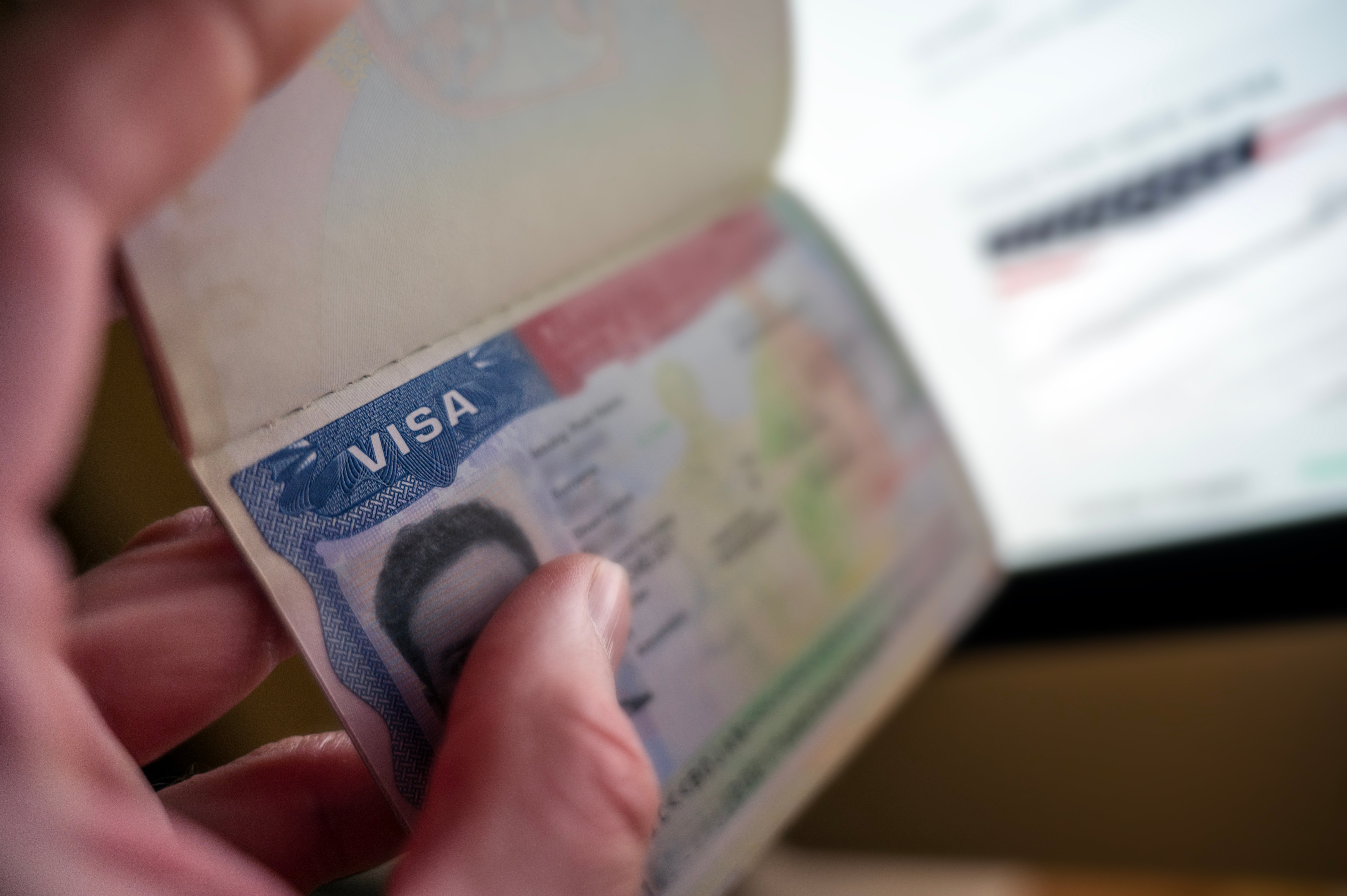 Imagen del artículo de Telemundo PR: Te explicamos cómo averiguar si tu visa ha sido revocada por el gobierno de EEUU