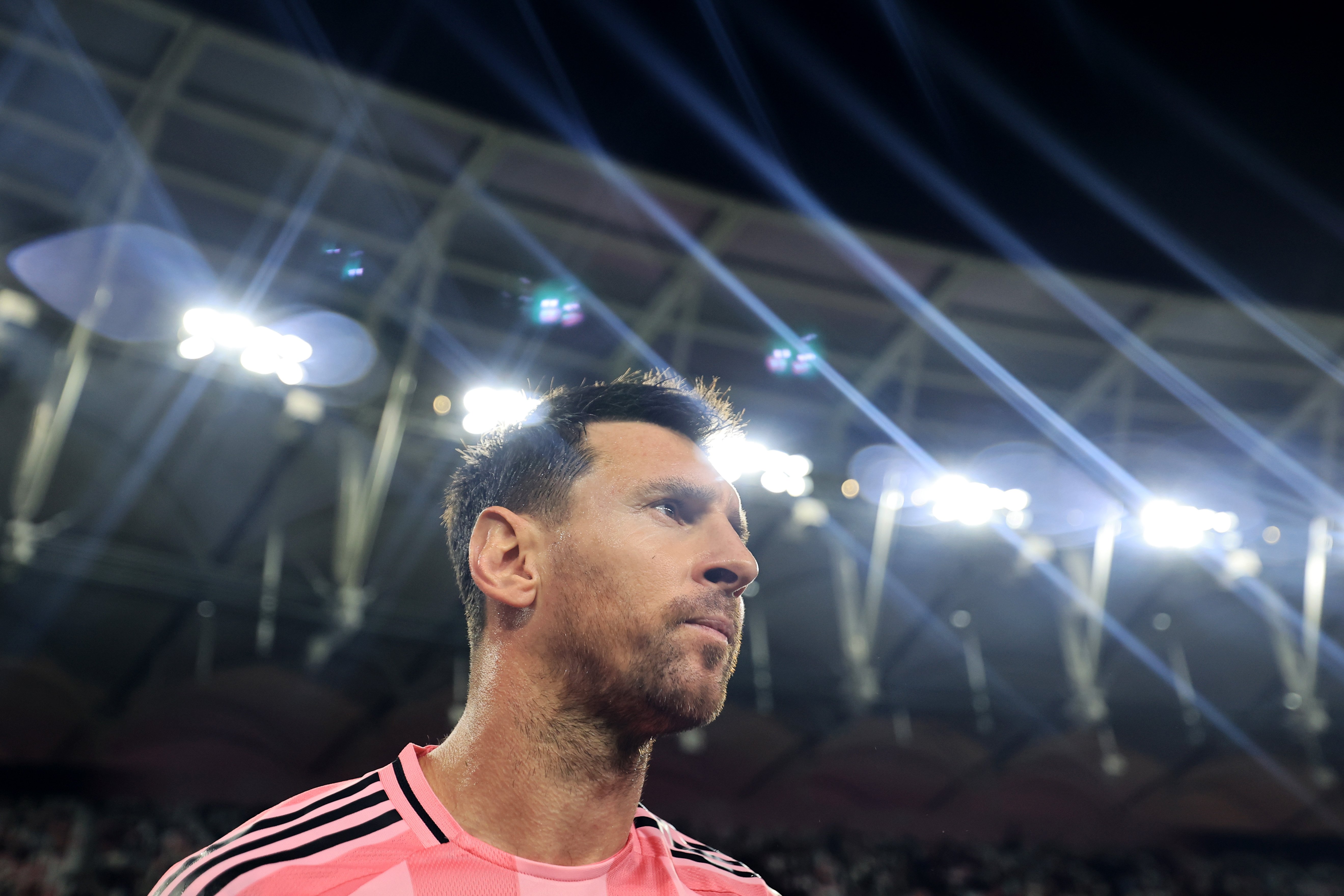 Imagen del artículo de Telemundo PR: “No sé cómo seguir”: Messi pone en dudas su futuro en el fútbol tras muerte de su padre
