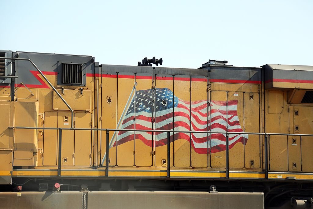 Gobierno de Trump endurece requisitos de inglés para tripulaciones mexicanas de trenes